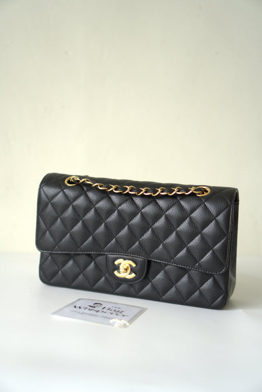 Classic Flap Medium in Caviar