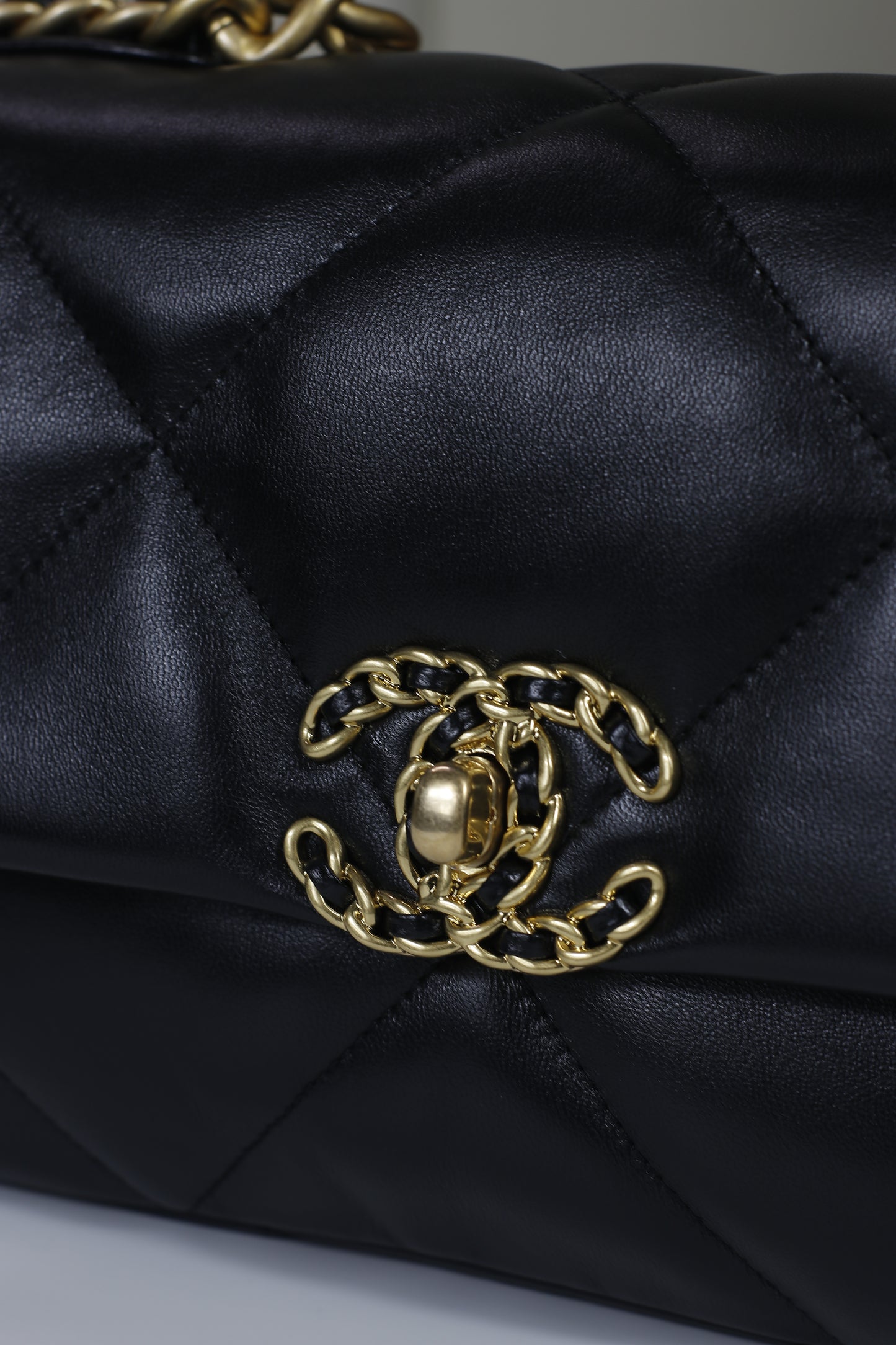 Chanel 19 Flap Bag – Black Lambskin with Mixed Hardware