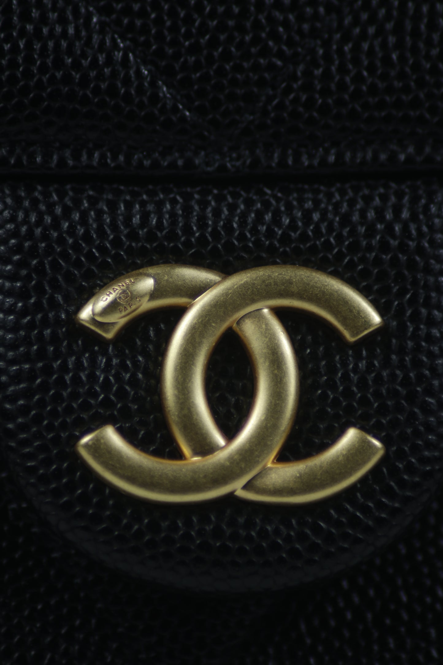 25C Small Drawstring Bag – Black Caviar with Gold Hardware