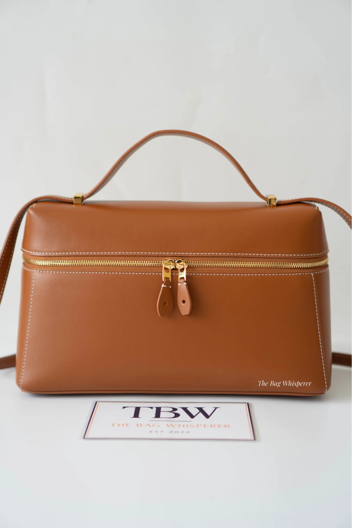 L27 Medium – Brown Smooth Leather Shoulder Bag with Gold Hardware