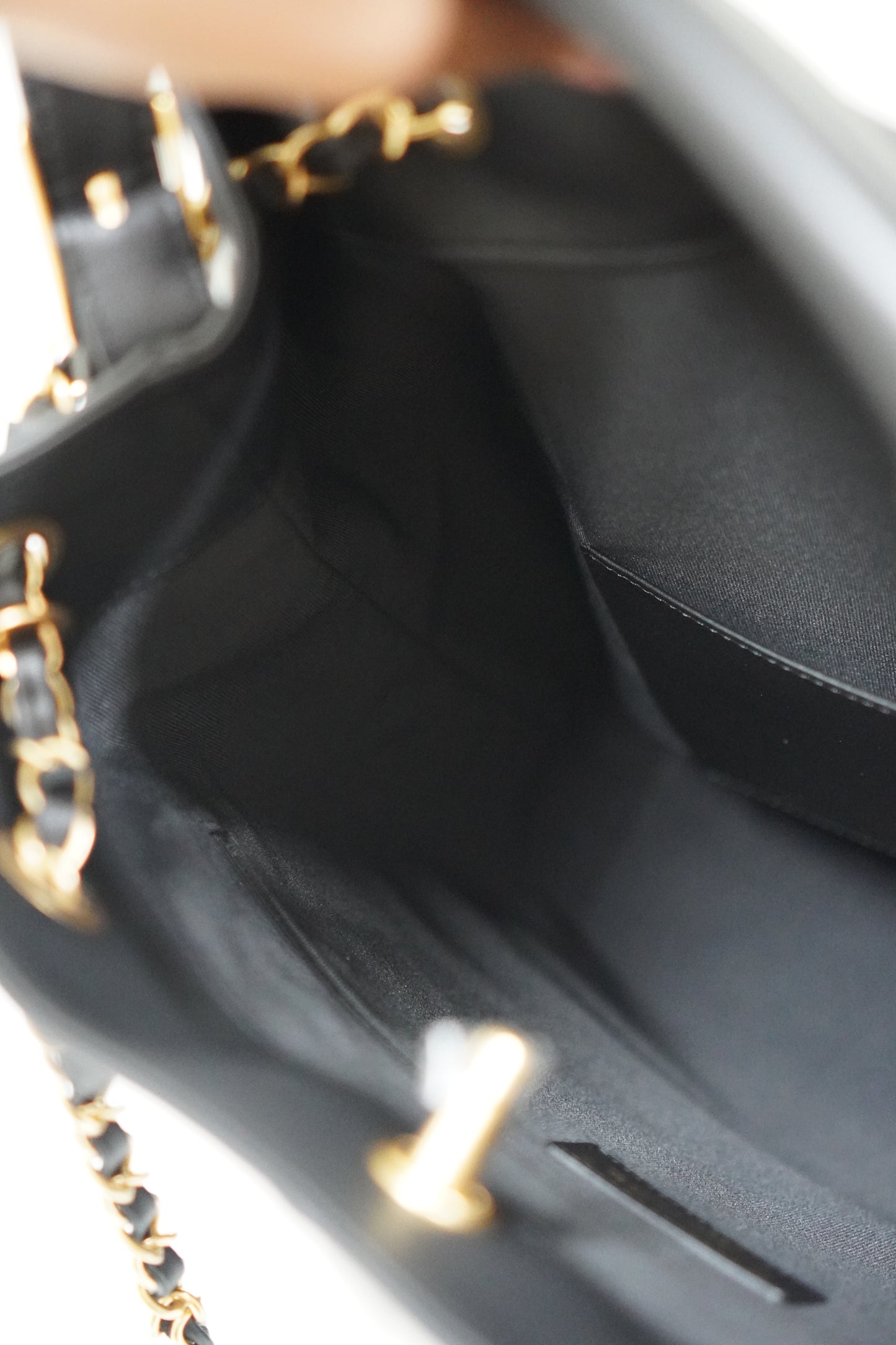 25A Shopping Tote in Durable Lambskin