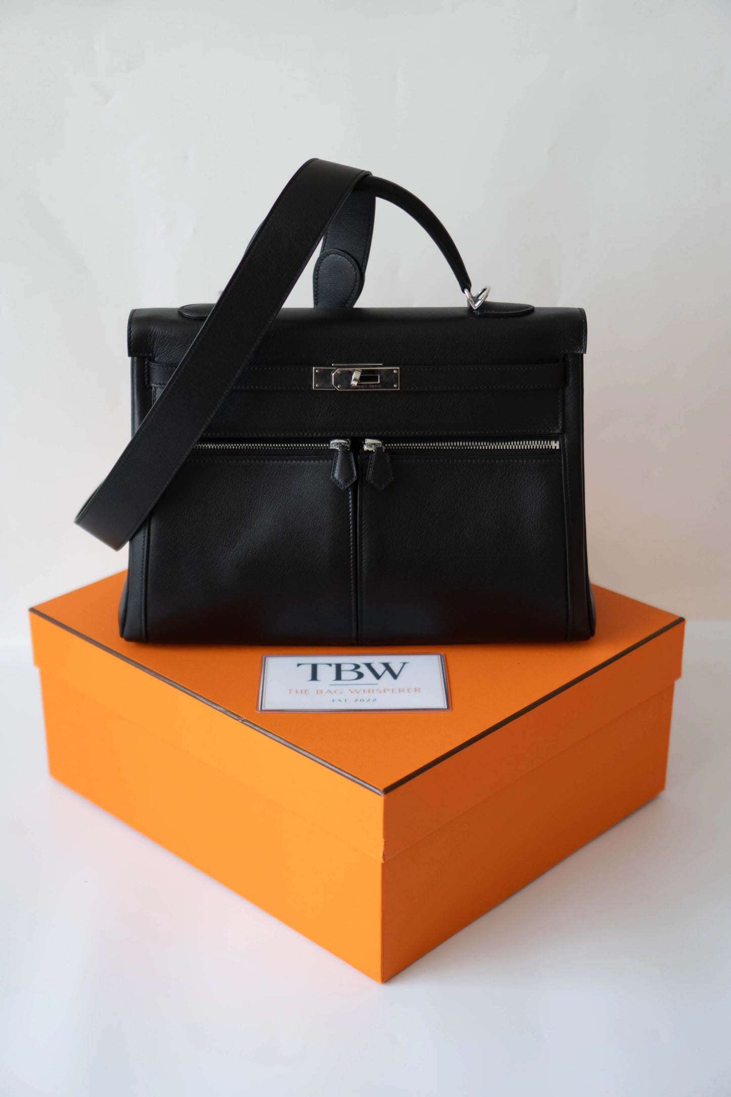 KL Lakis 35 – Black Swift Leather with Palladium Hardware