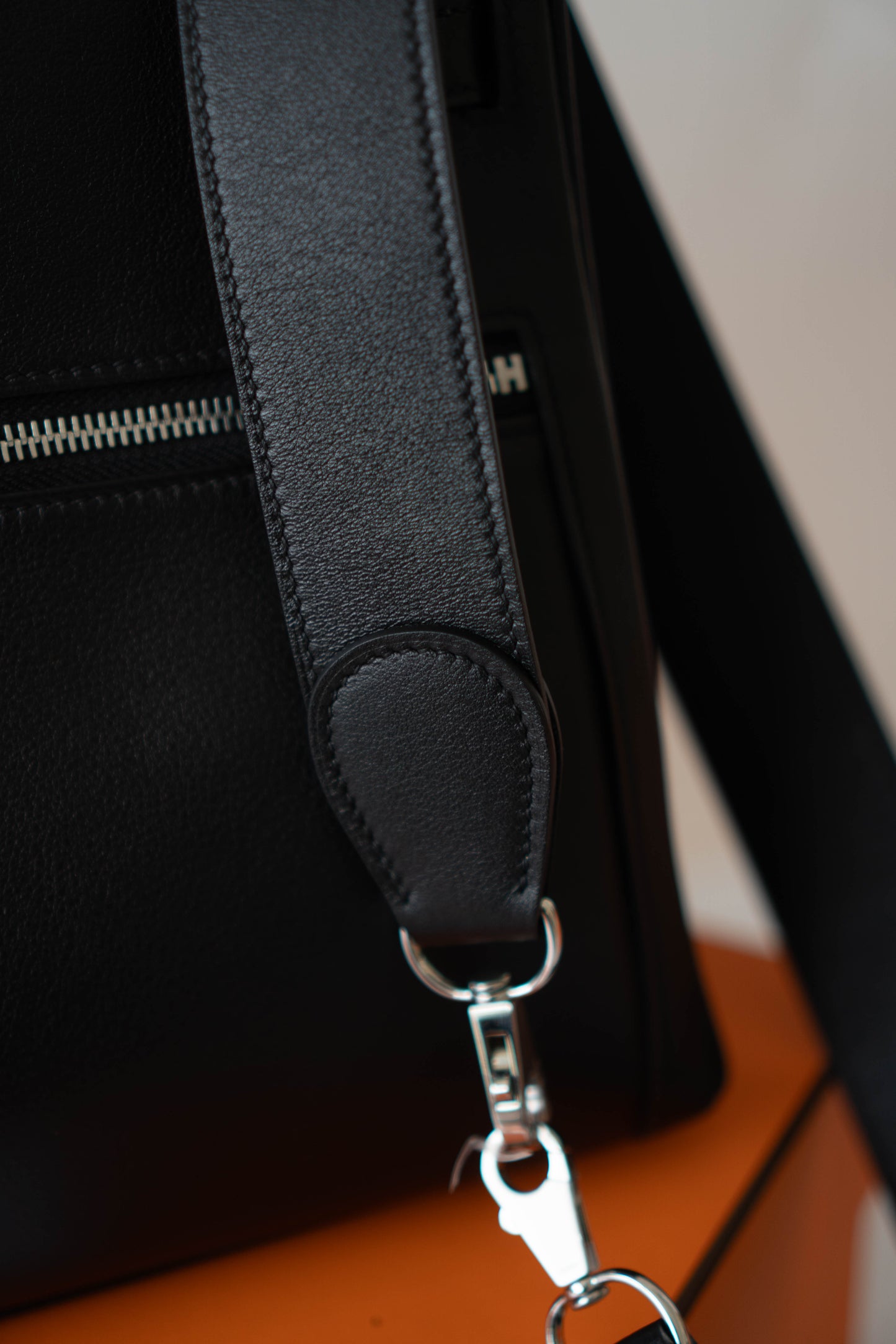 KL Lakis 35 – Black Swift Leather with Palladium Hardware