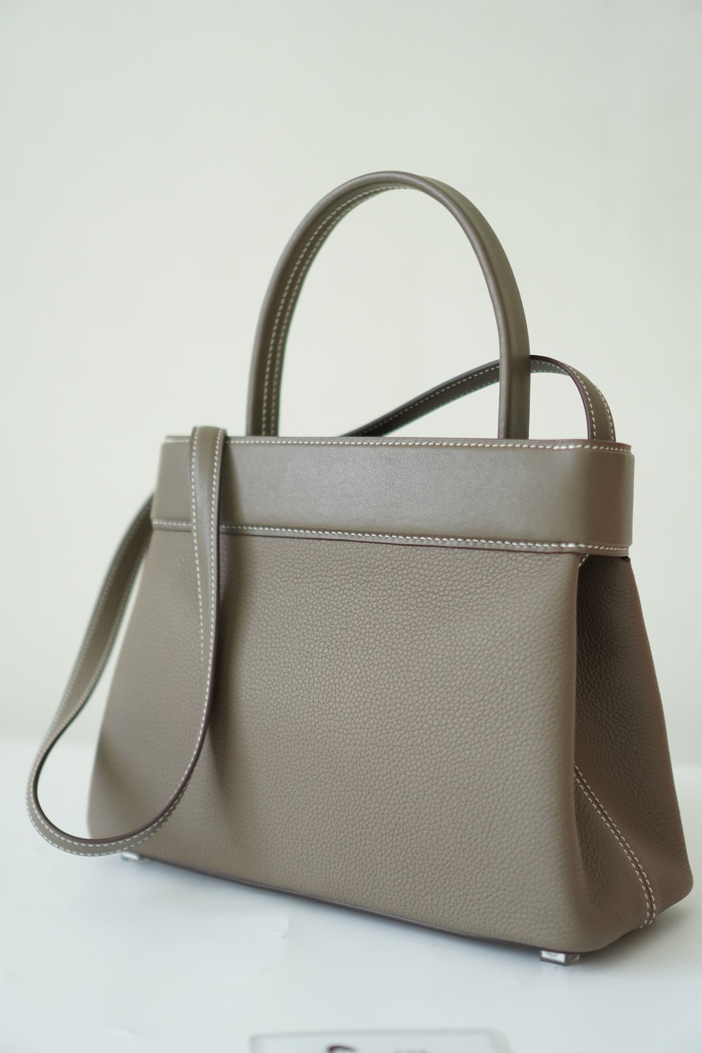 Medor Bag in Etoupe