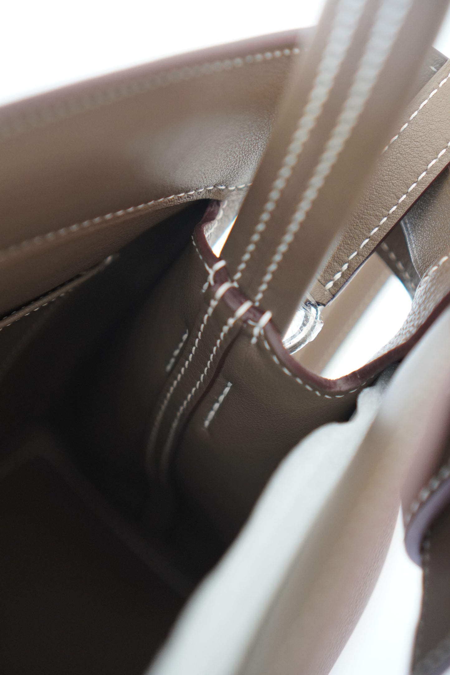 Medor Bag in Etoupe
