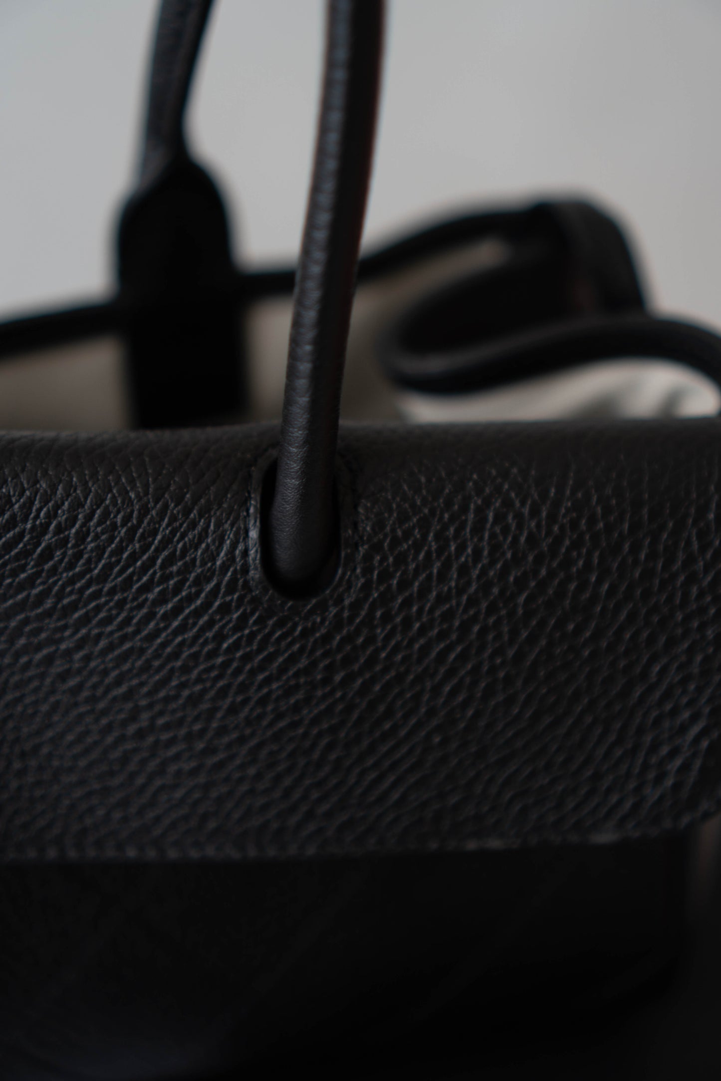 26S Shopping Tote East-West – Black Caviar Leather with Gold Hardware