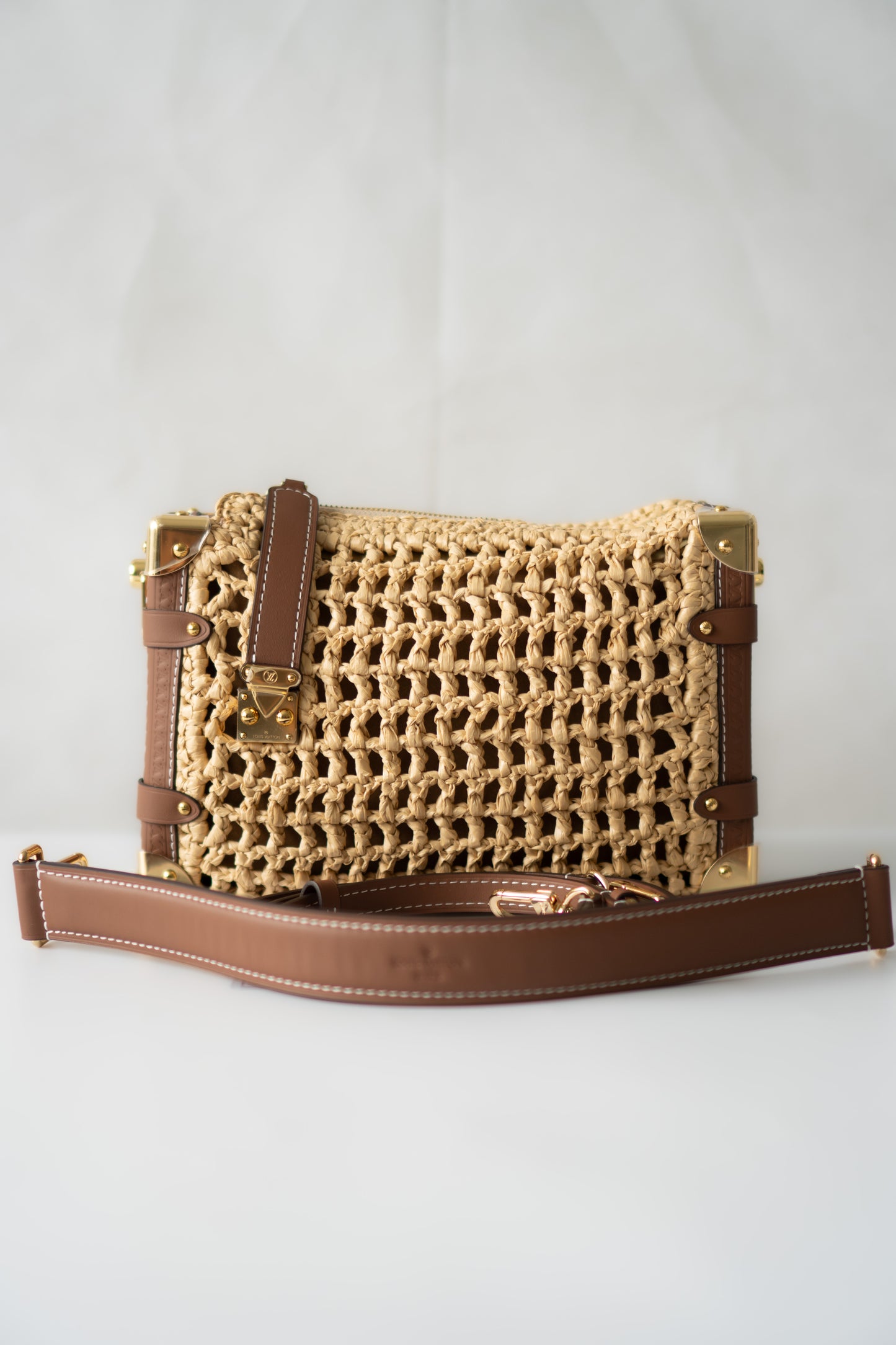 Petite Malle Raffia – Natural Raffia & Tan Calfskin Leather with Gold Hardware