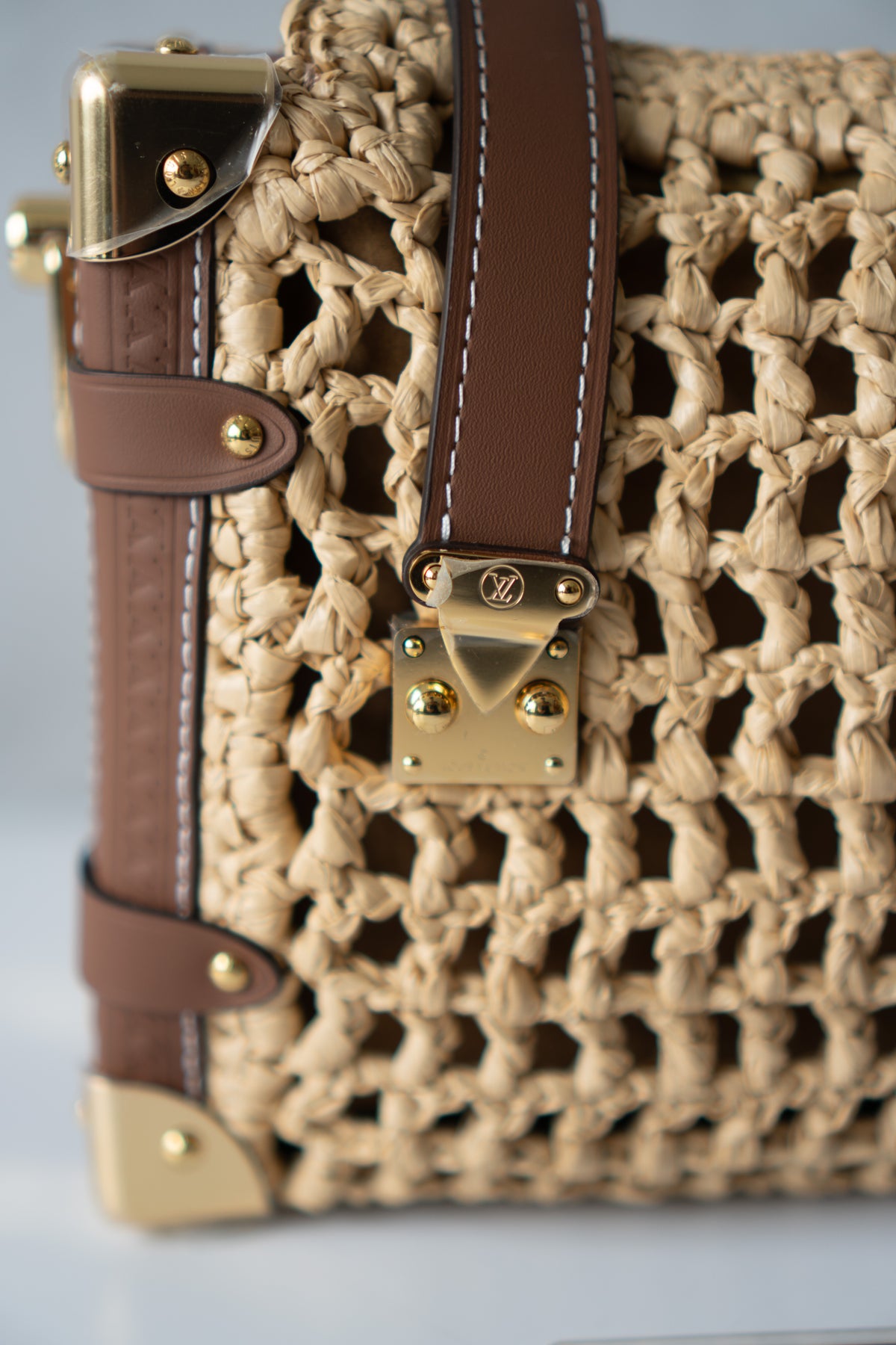 Petite Malle Raffia – Natural Raffia & Tan Calfskin Leather with Gold Hardware