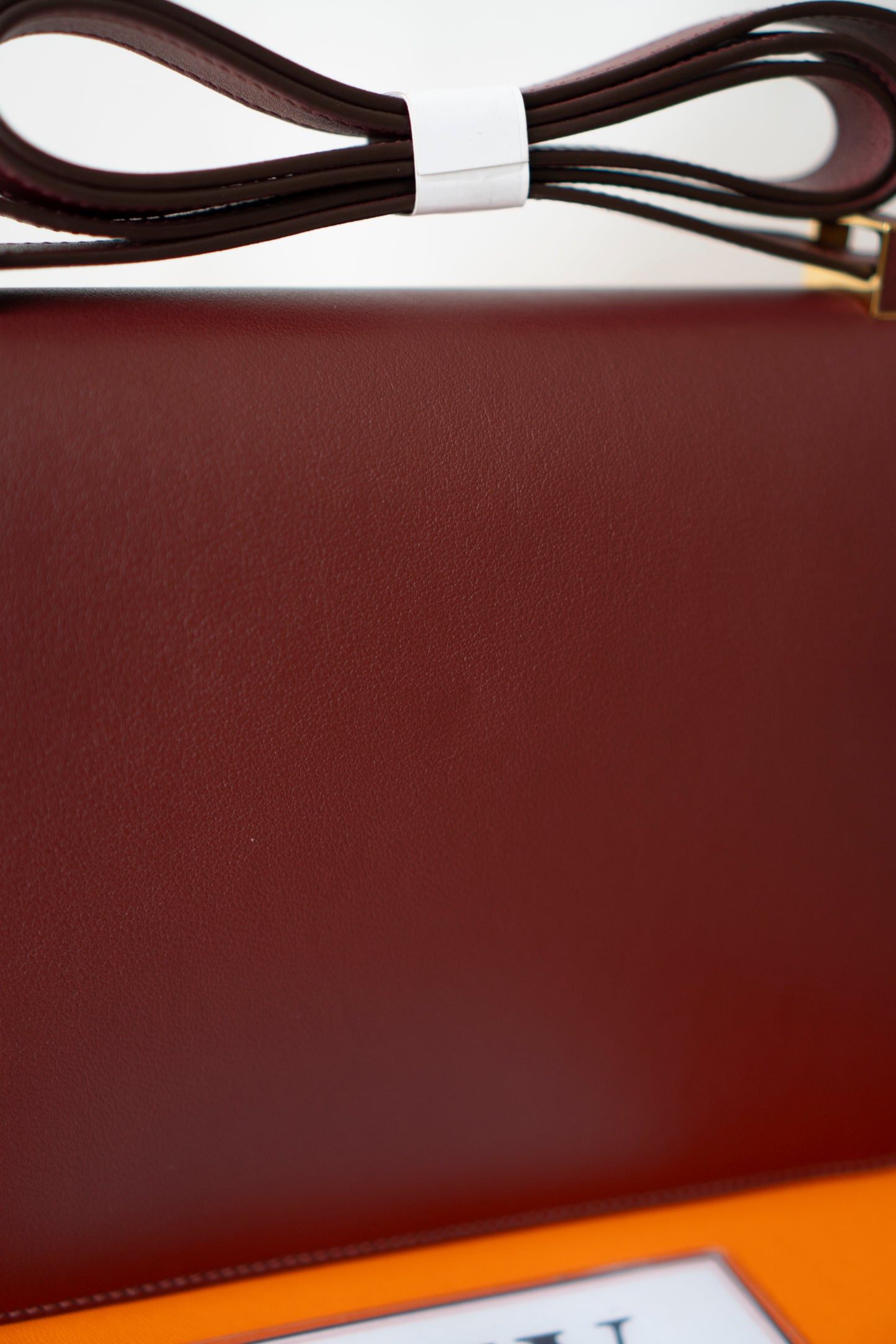 Constanc 24 – Rouge H Evercolor Leather with Gold Hardware (Leather-Covered H Clasp)