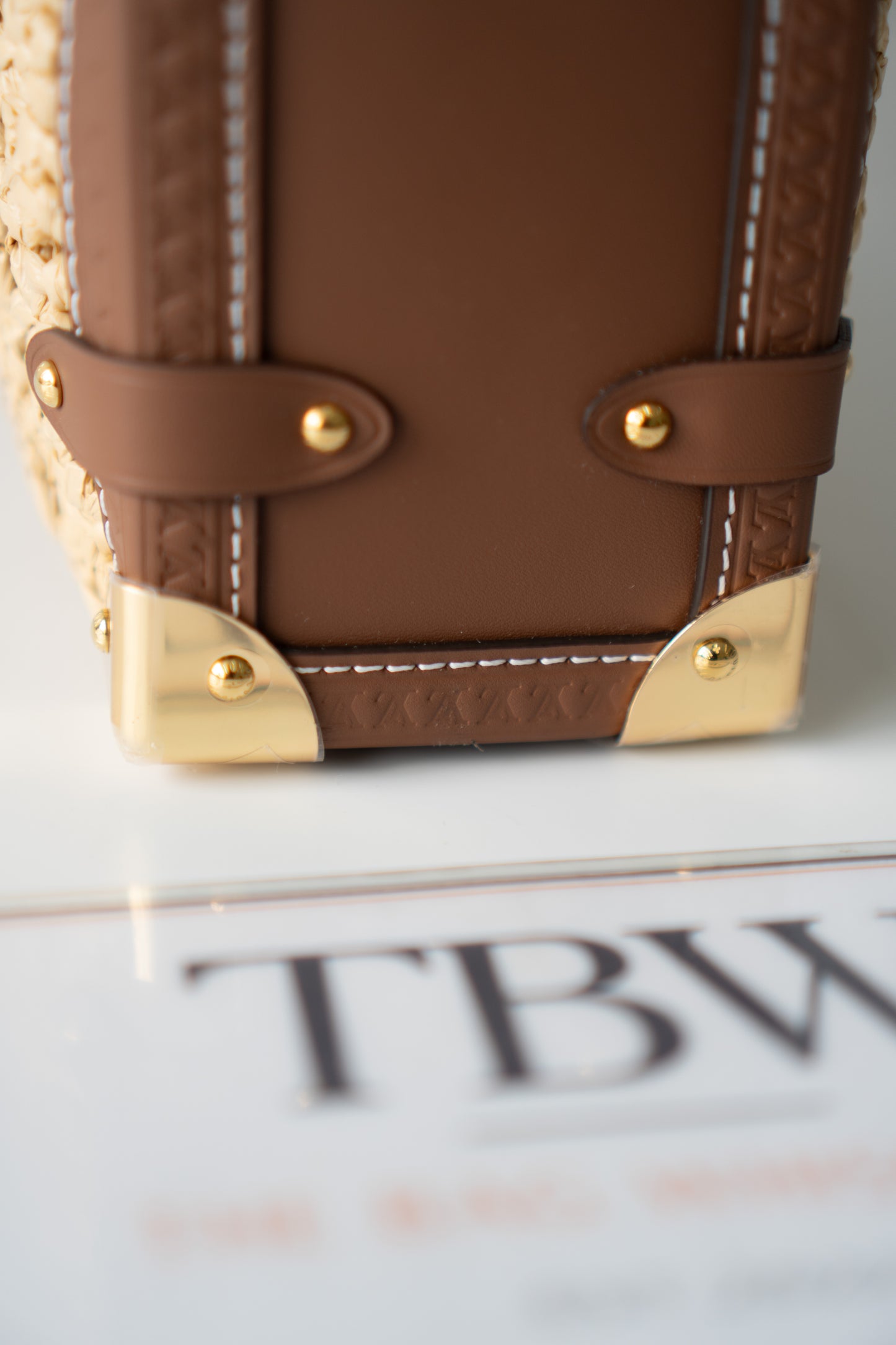 Petite Malle Raffia – Natural Raffia & Tan Calfskin Leather with Gold Hardware