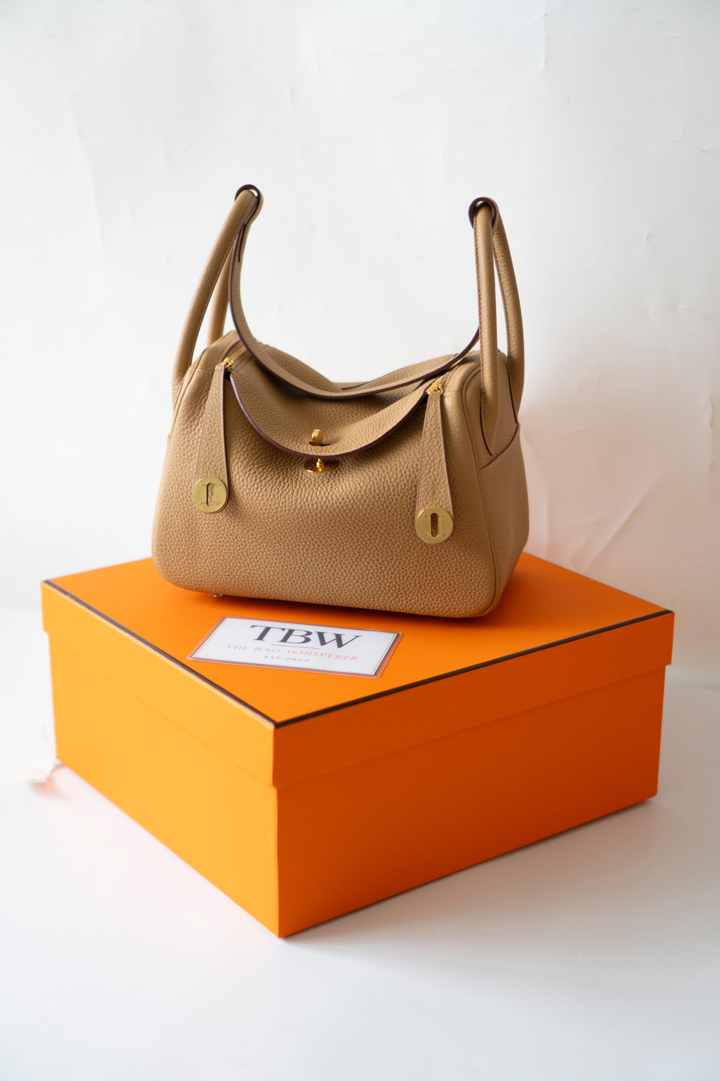 Lind 26 – Chai Clemence Leather with Gold Hardware