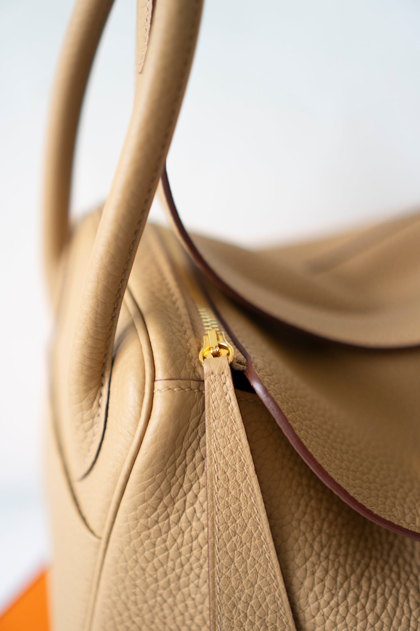 Lind 26 – Chai Clemence Leather with Gold Hardware