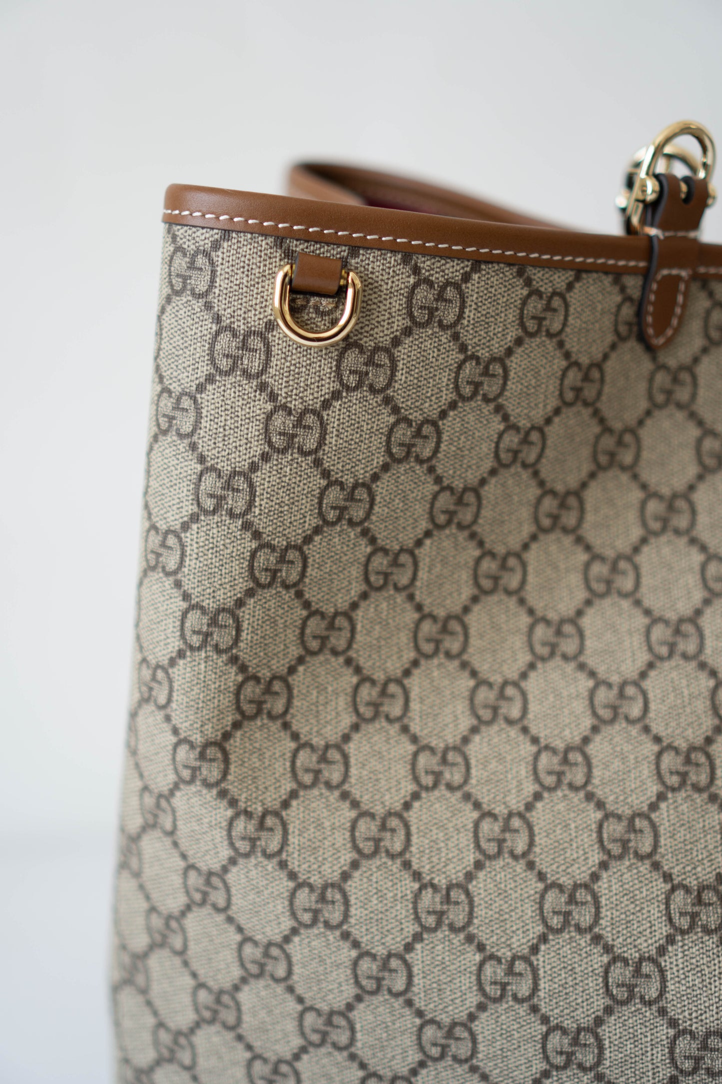G G Emblem Canvas Tote – Large