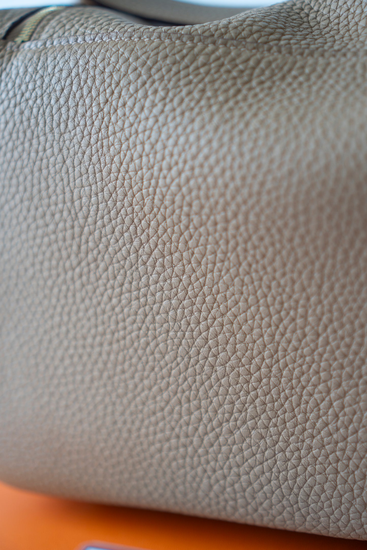 Lind 26 – Chai Clemence Leather with Gold Hardware