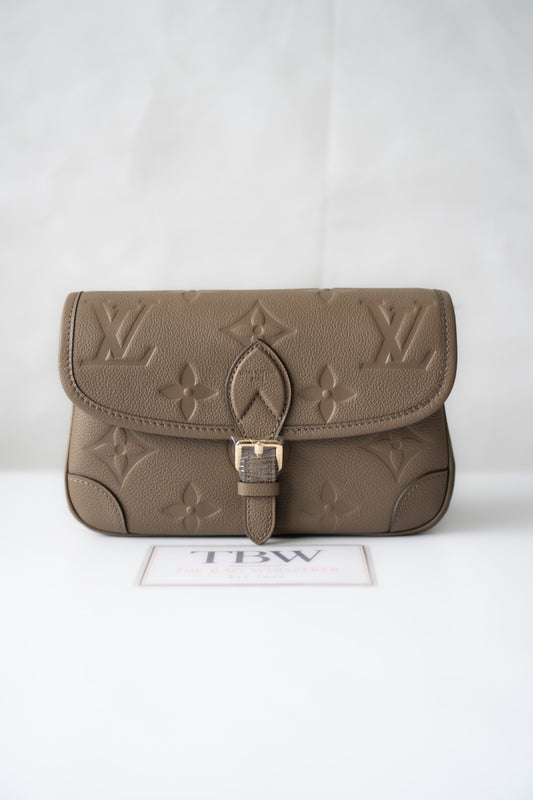 Diane Monogram Empreinte – Tourterelle / Taupe Grained Leather with Gold Hardware
