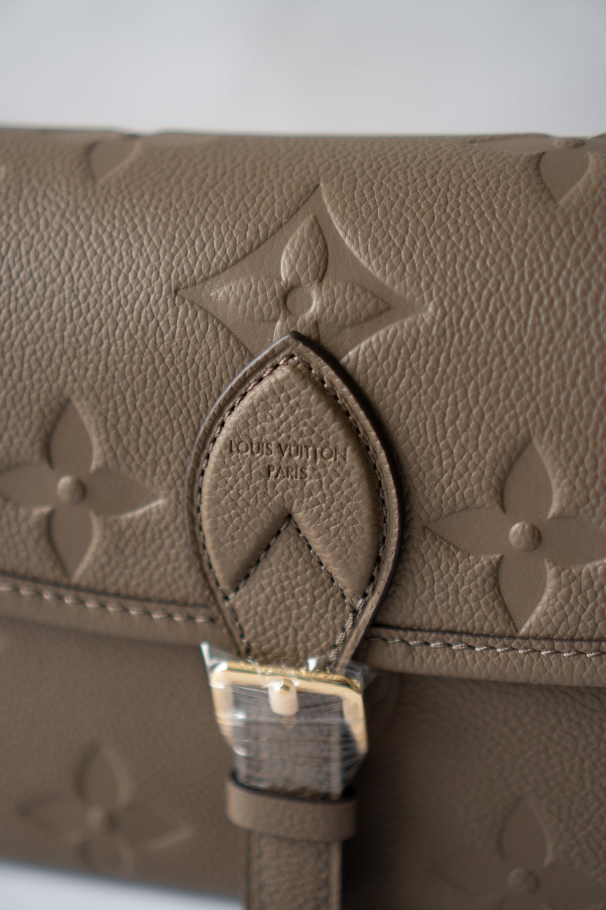 Diane Monogram Empreinte – Tourterelle / Taupe Grained Leather with Gold Hardware