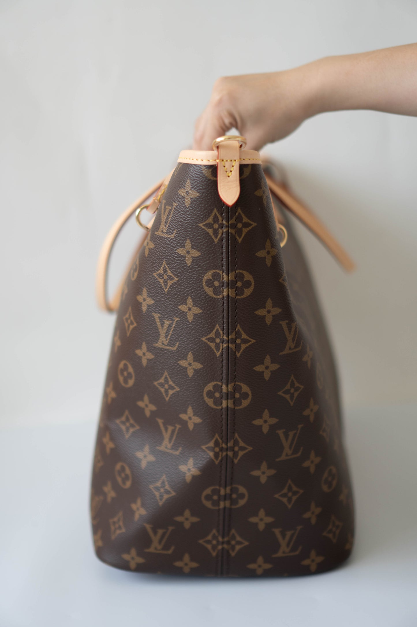 Neverfull Bandoulière Inside Out GM – Monogram Canvas with Natural Leather Trim