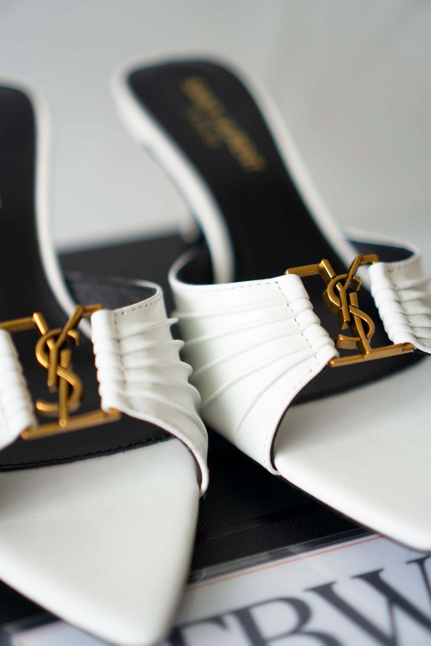 Babylone Mules – White Leather with Gold Cassandre Logo