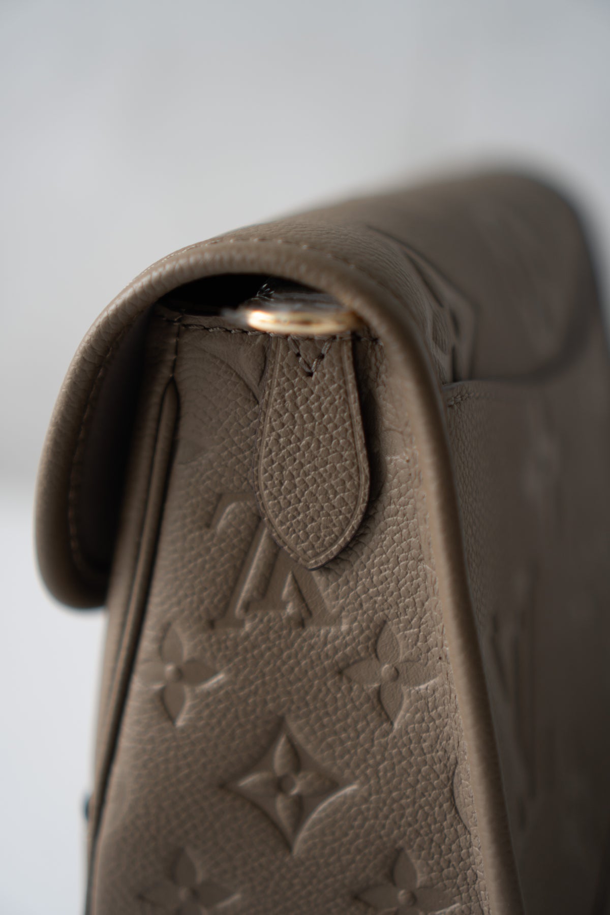Diane Monogram Empreinte – Tourterelle / Taupe Grained Leather with Gold Hardware
