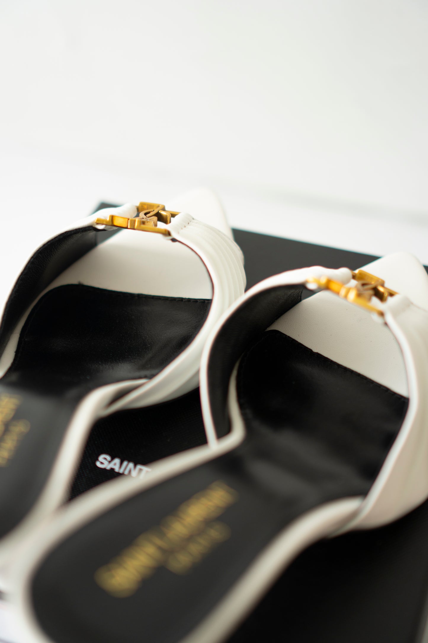 Babylone Mules – White Leather with Gold Cassandre Logo