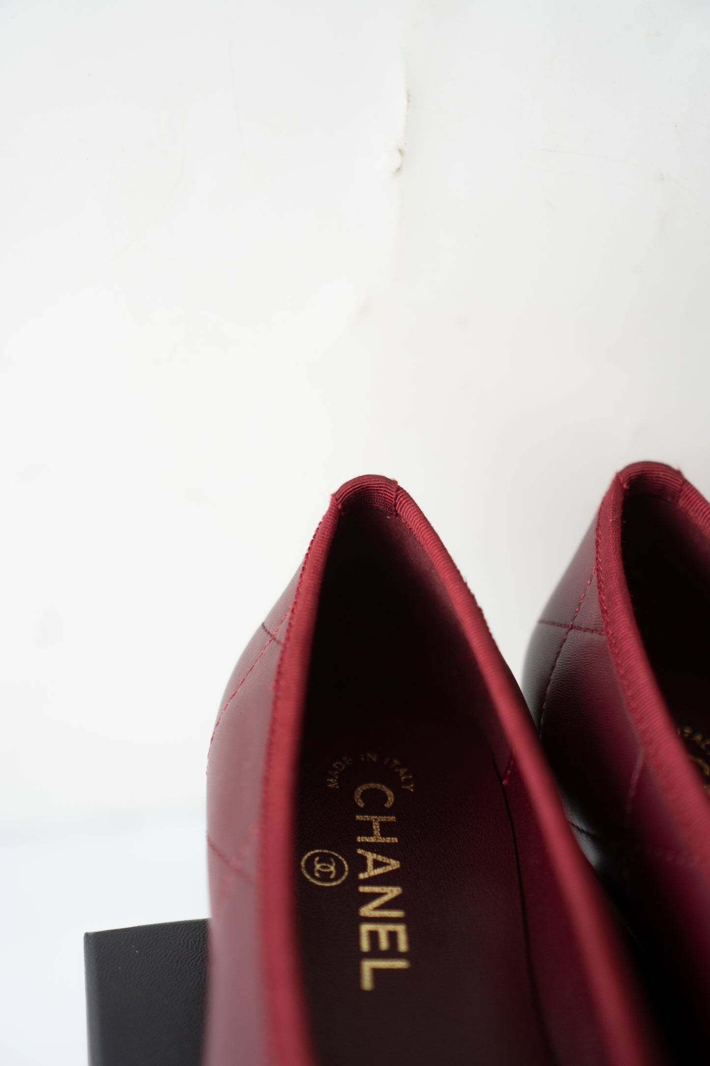 Cambon XL CC Ballet Flats – Burgundy Lambskin with Light Blue XL CC Logo