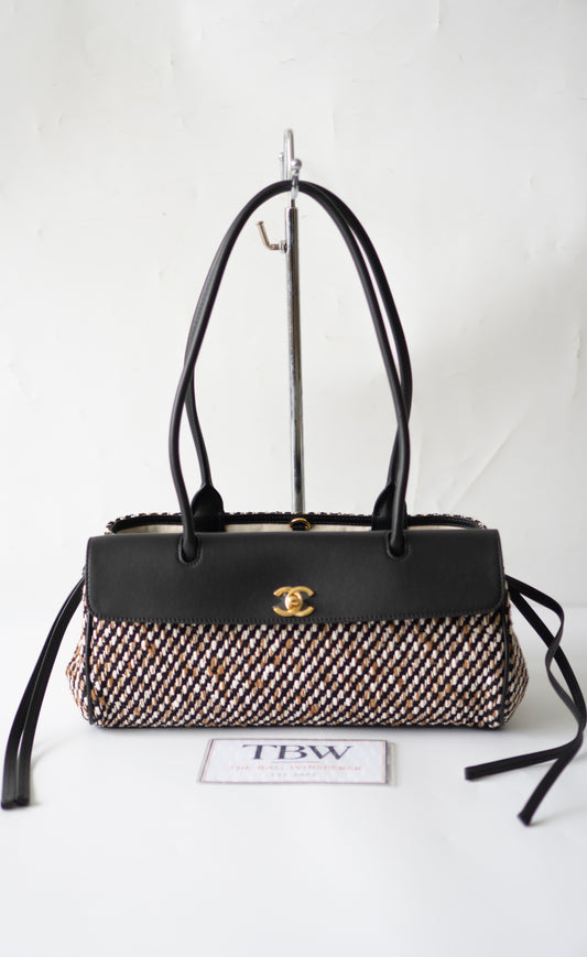 Urban Essentials Small East-West Shopping Bag – Black Calfskin & Multitone Tweed with Gold Hardware