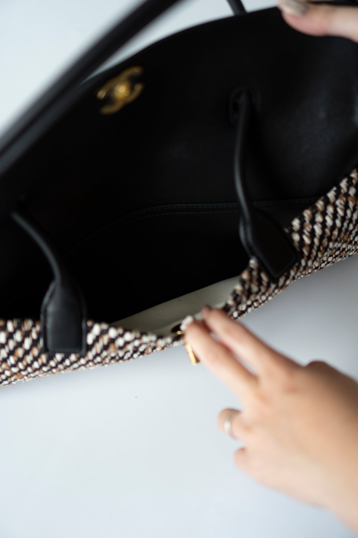 Urban Essentials Small East-West Shopping Bag – Black Calfskin & Multitone Tweed with Gold Hardware