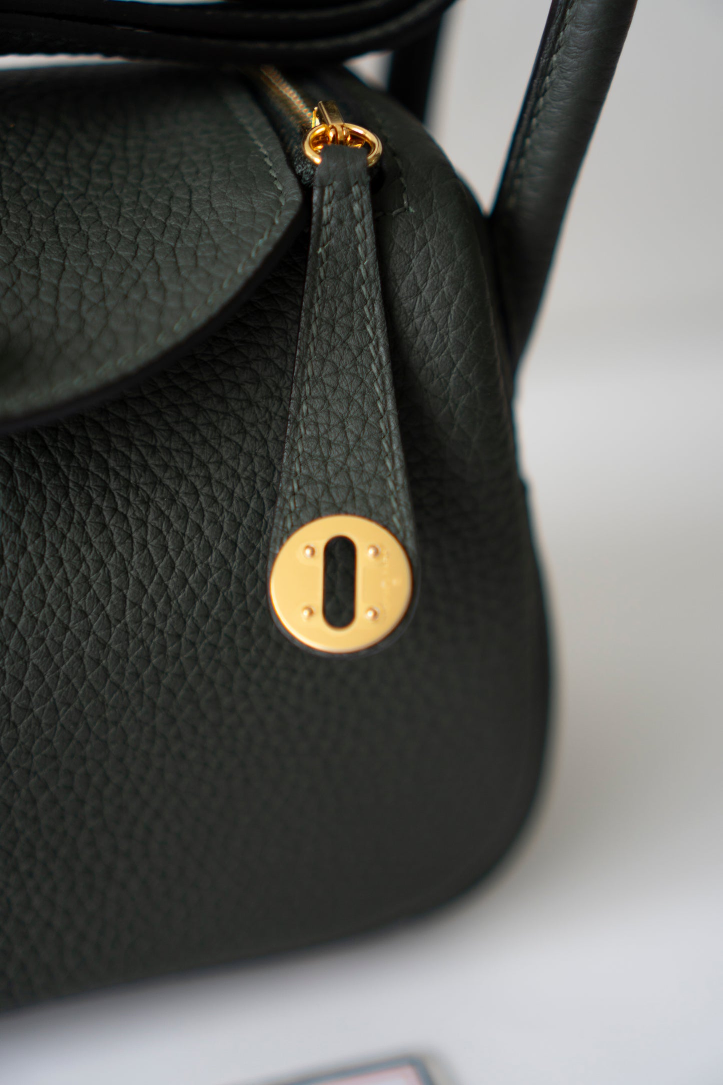 Mini Lind – Vert Cypres Clemence Leather with Gold Hardware