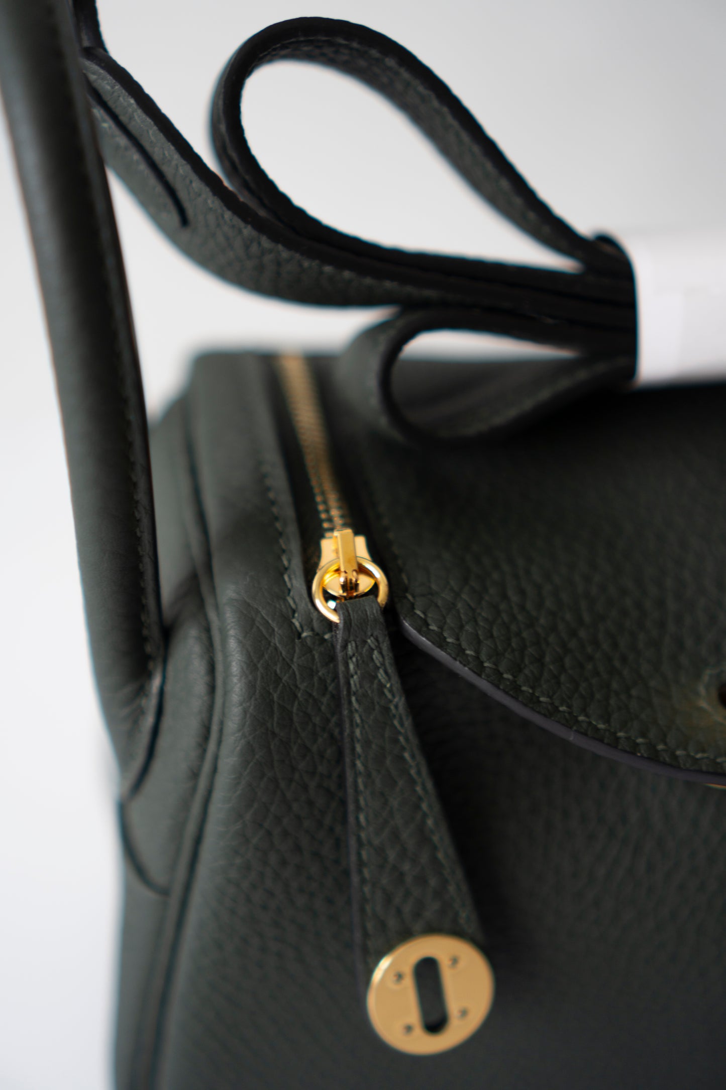 Mini Lind – Vert Cypres Clemence Leather with Gold Hardware