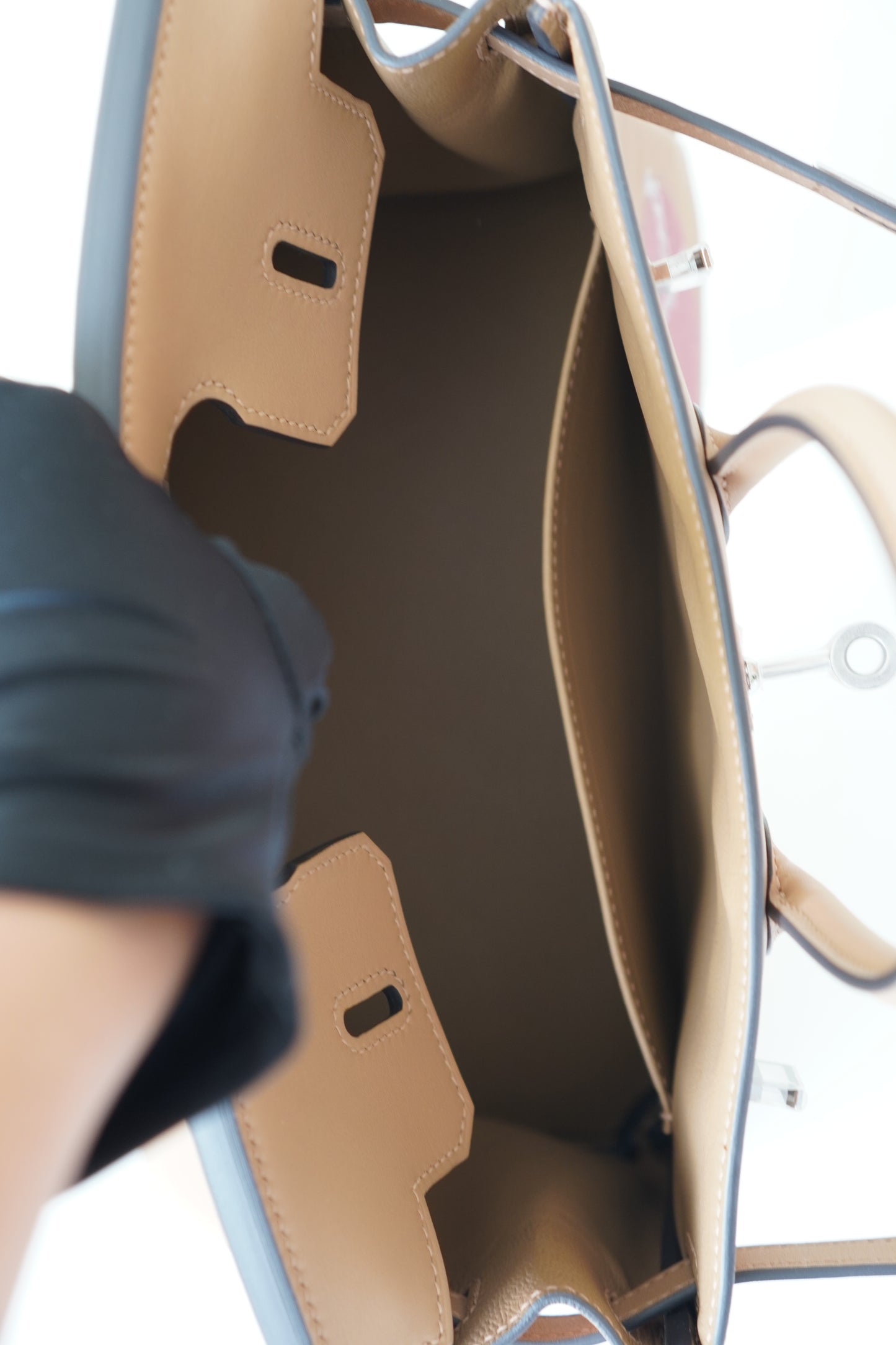 B25 Swift In and Out