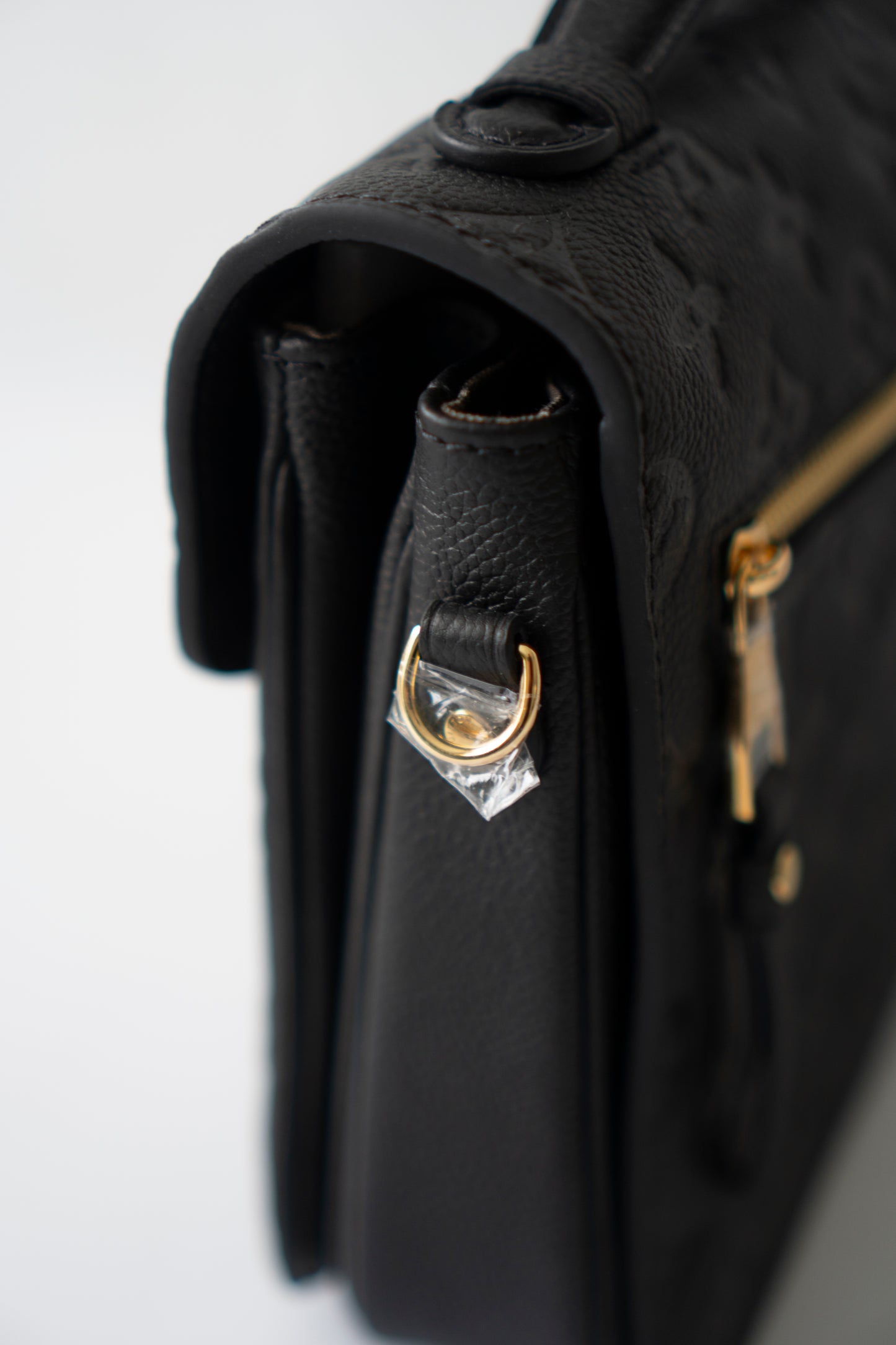Pochette Métis – Black Monogram Empreinte Leather with Gold Hardware