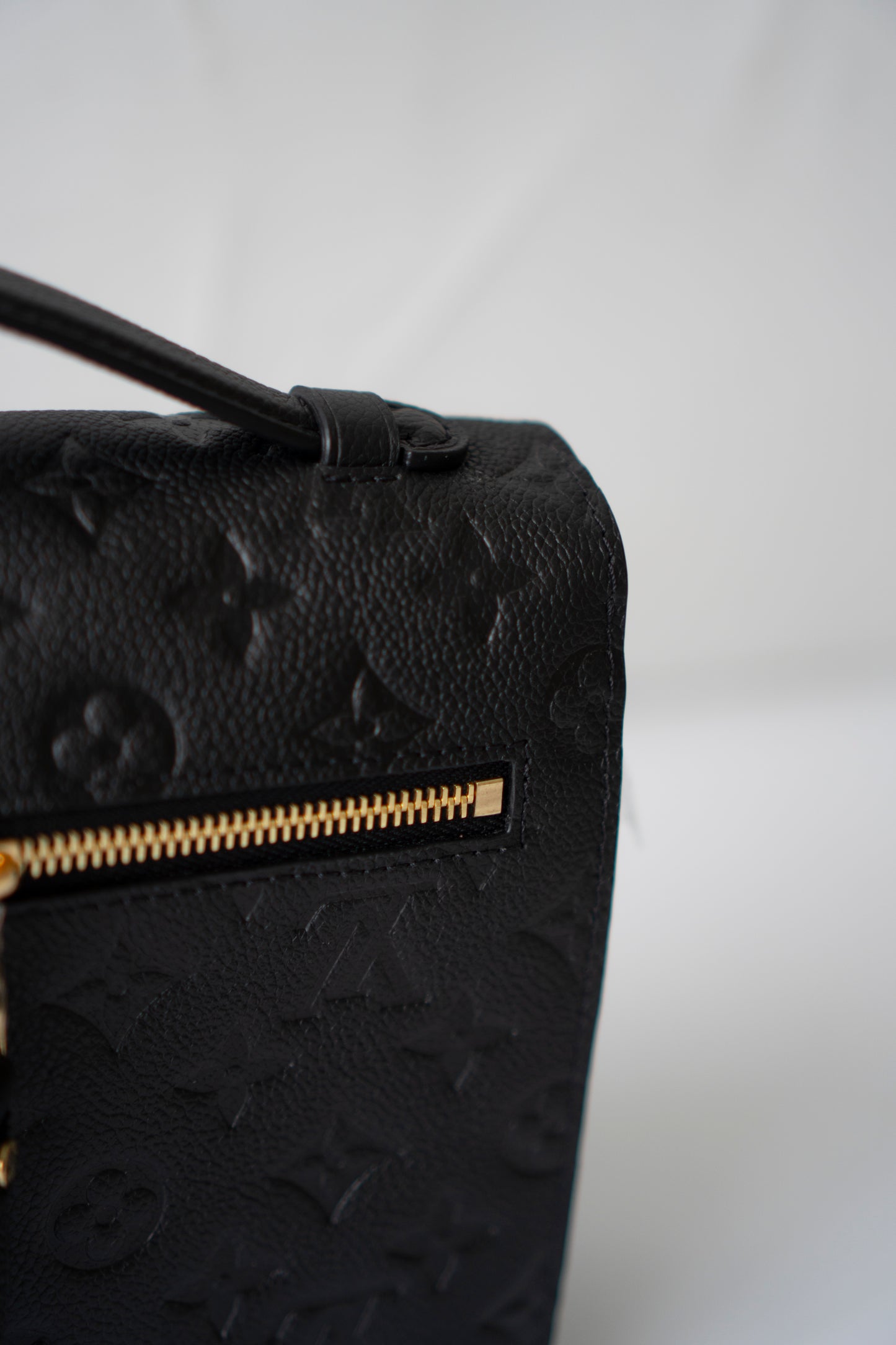 Pochette Métis – Black Monogram Empreinte Leather with Gold Hardware