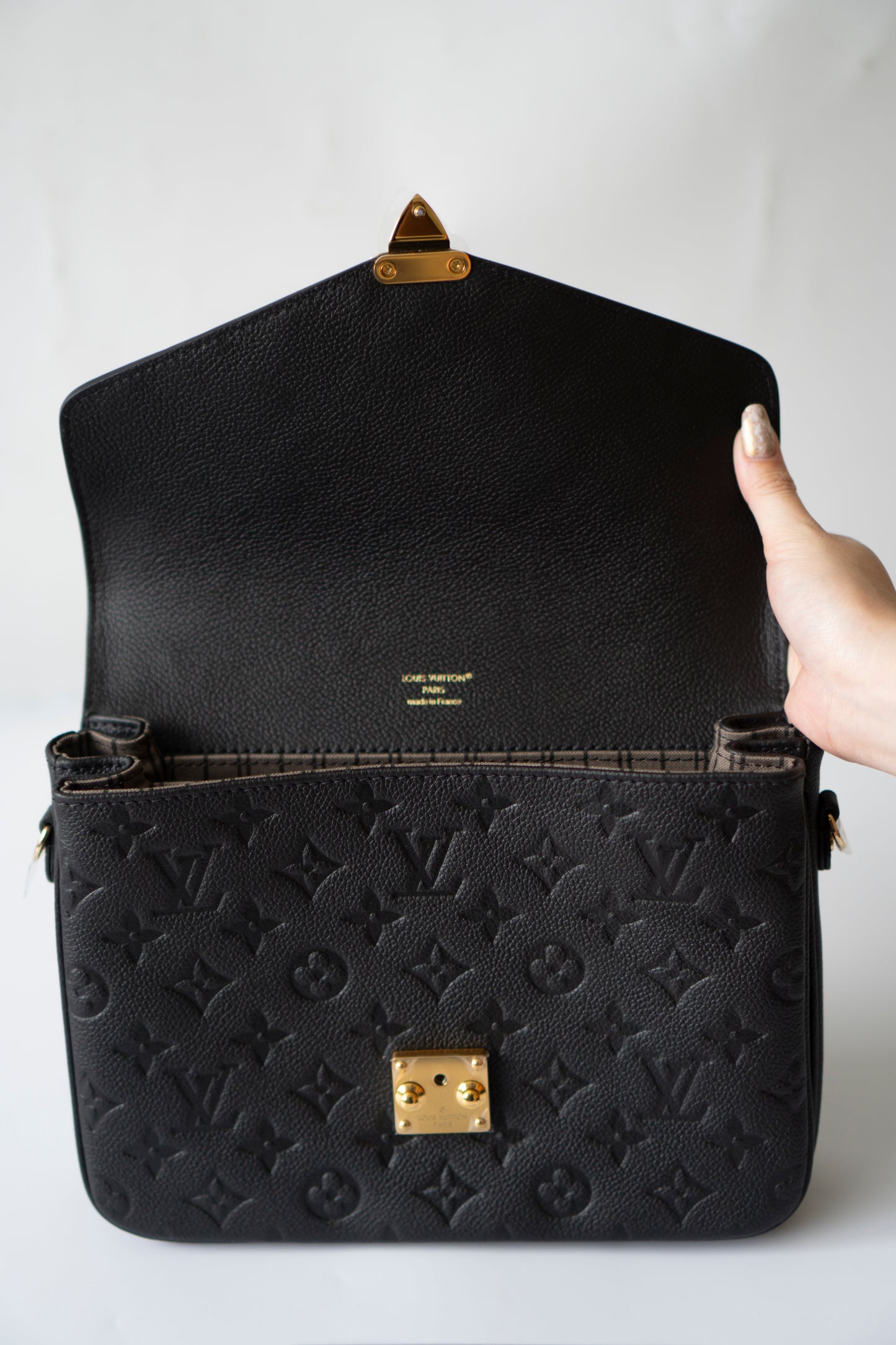 Pochette Métis – Black Monogram Empreinte Leather with Gold Hardware