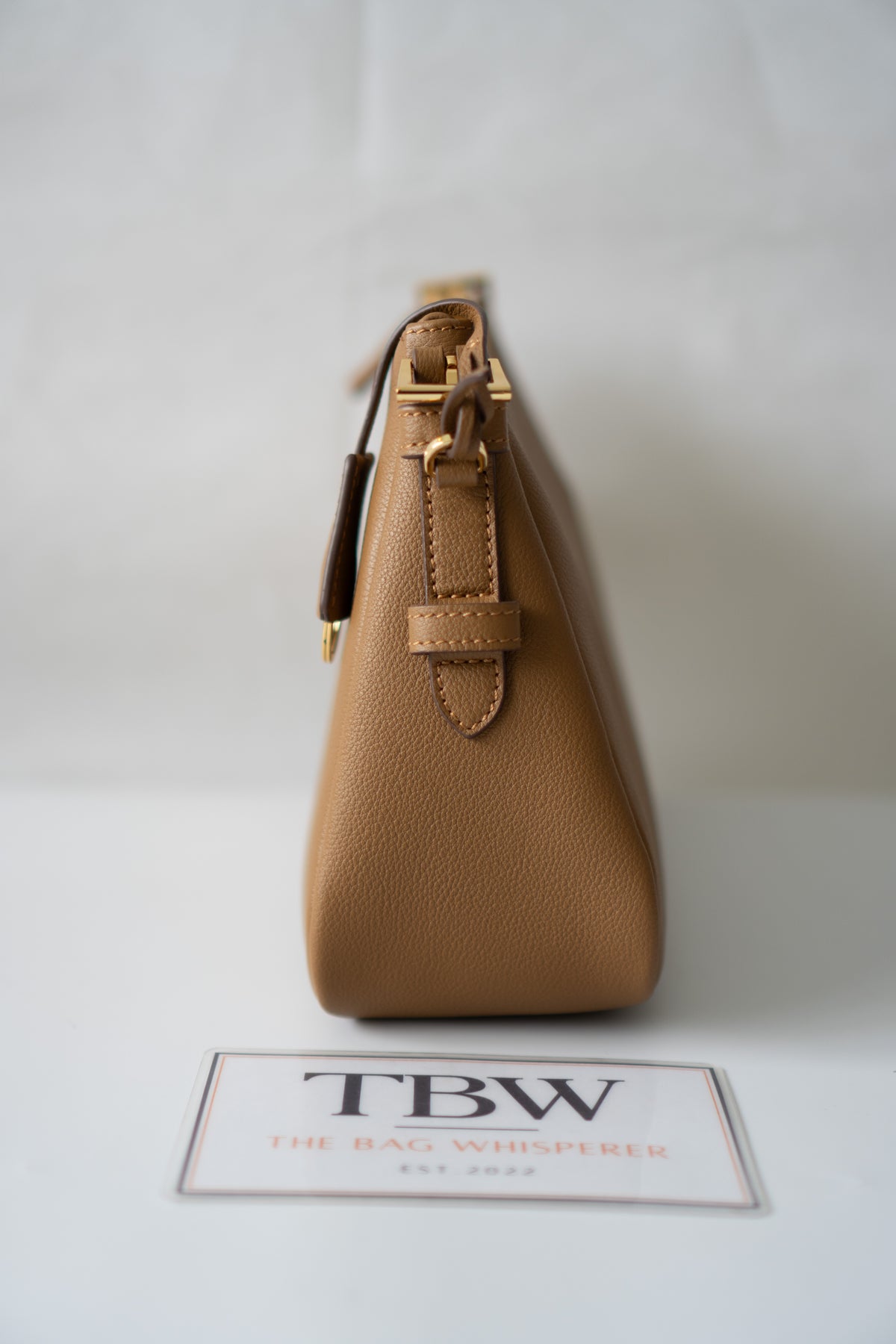 Arco Shoulder Bag – Caramel Brown Grained Leather with Gold Hardware