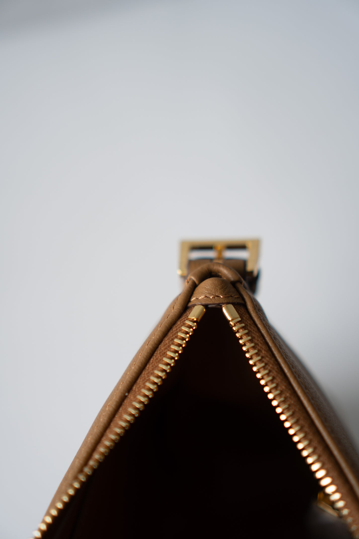 Arco Shoulder Bag – Caramel Brown Grained Leather with Gold Hardware