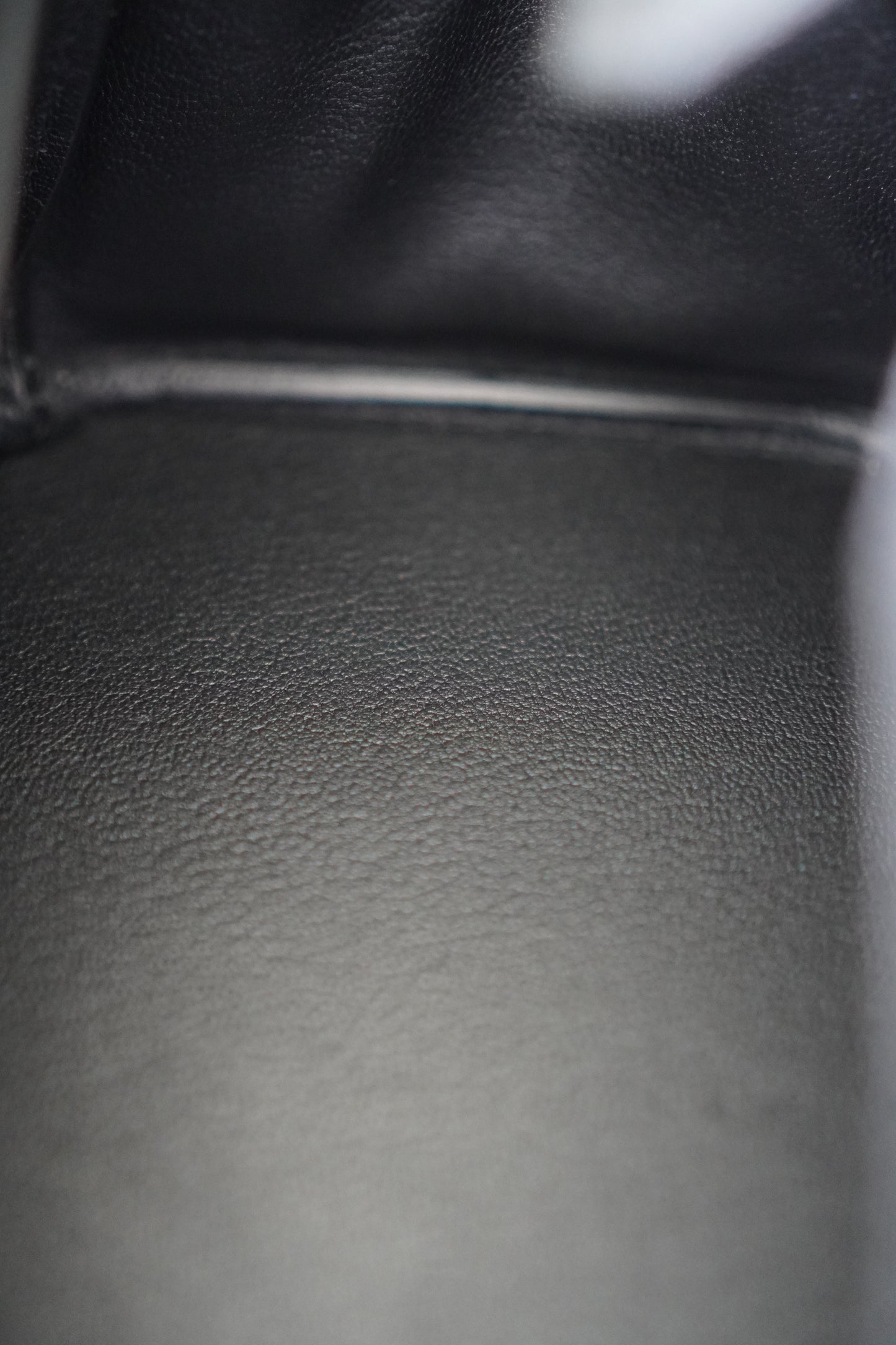 BK 29 in Black Togo