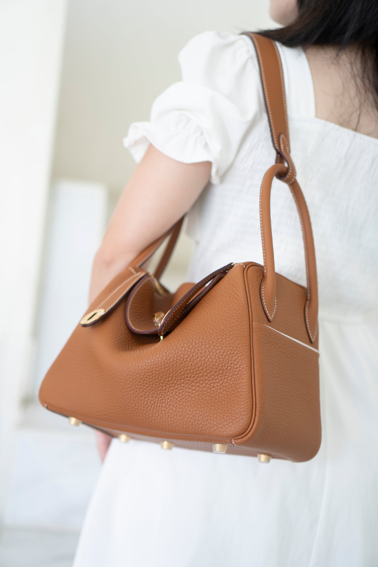 Lind 26 – Gold Clemence Leather with Gold Hardware