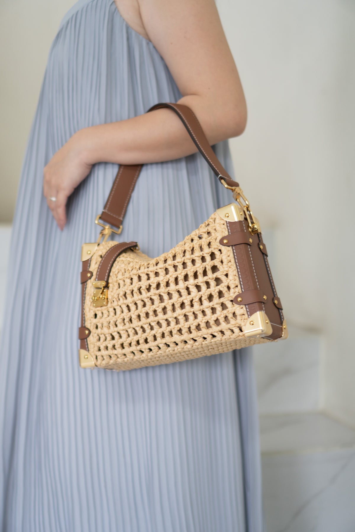 Petite Malle Raffia – Natural Raffia & Tan Calfskin Leather with Gold Hardware