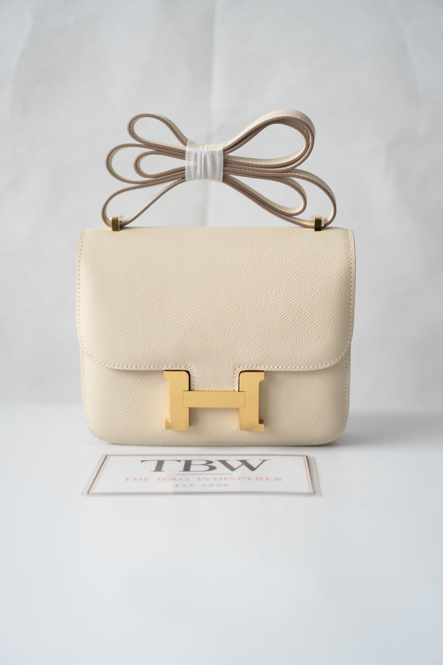 Constanc 18 – Craie Epsom Leather with Gold Hardware
