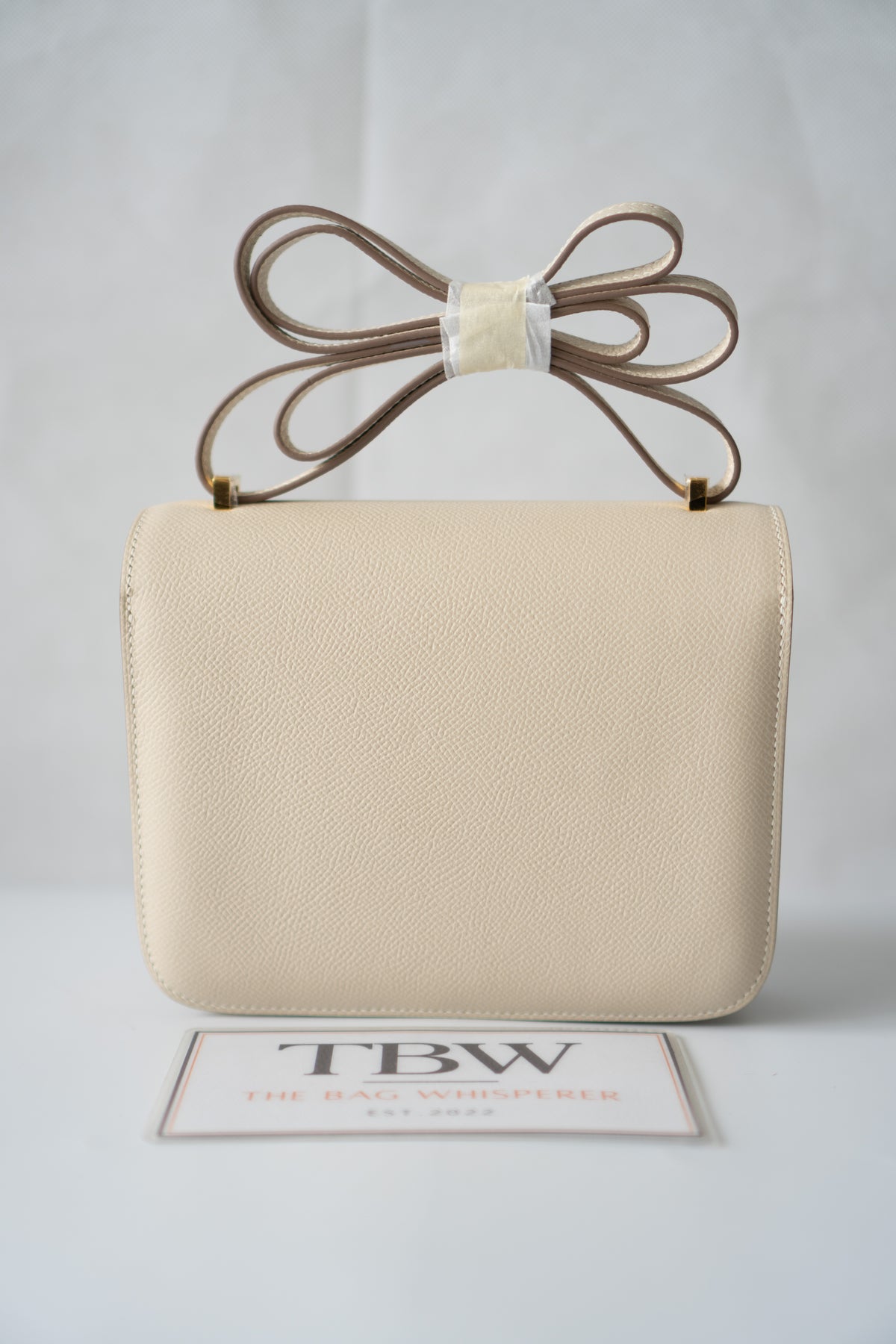 Constanc 18 – Craie Epsom Leather with Gold Hardware