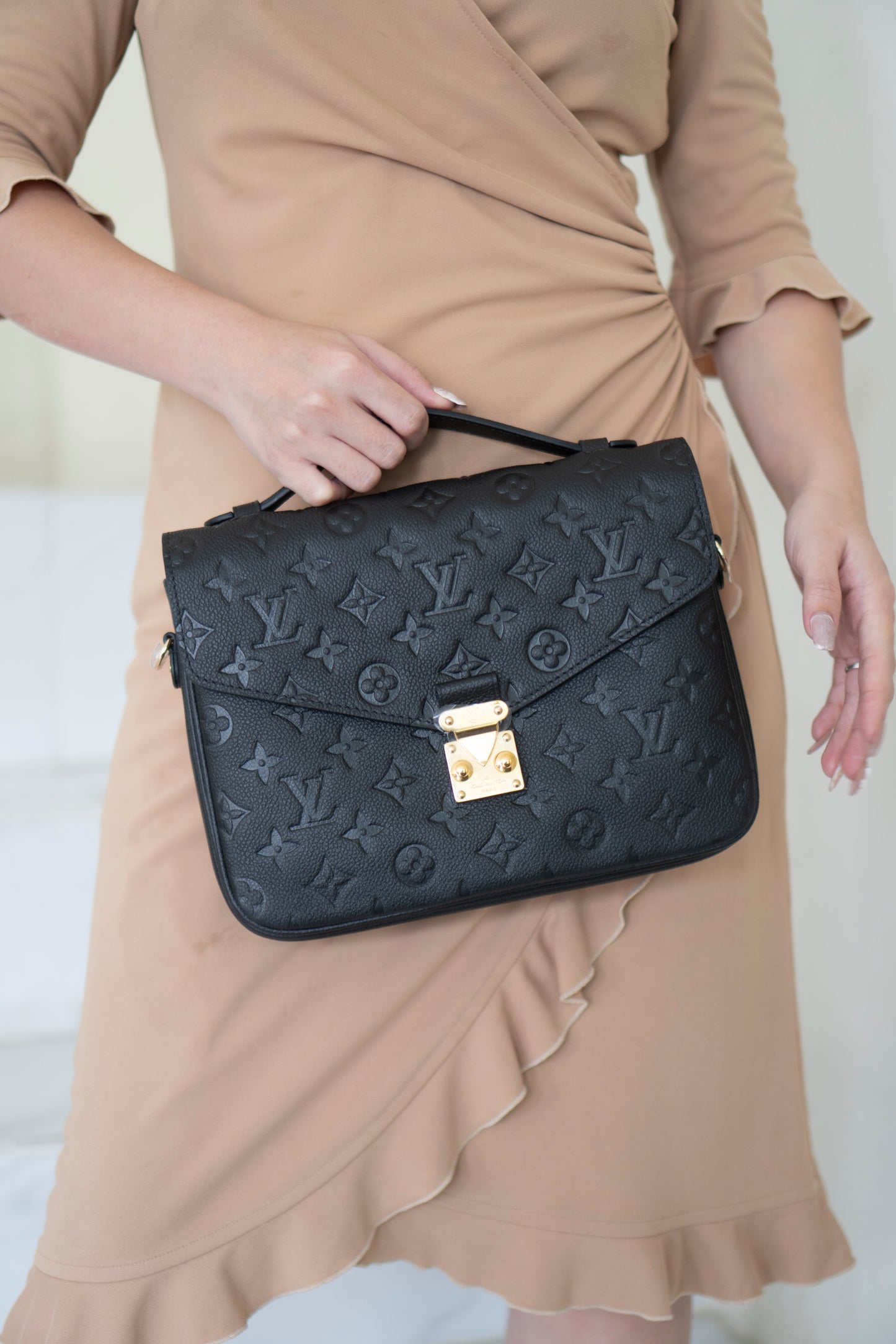 Pochette Métis – Black Monogram Empreinte Leather with Gold Hardware
