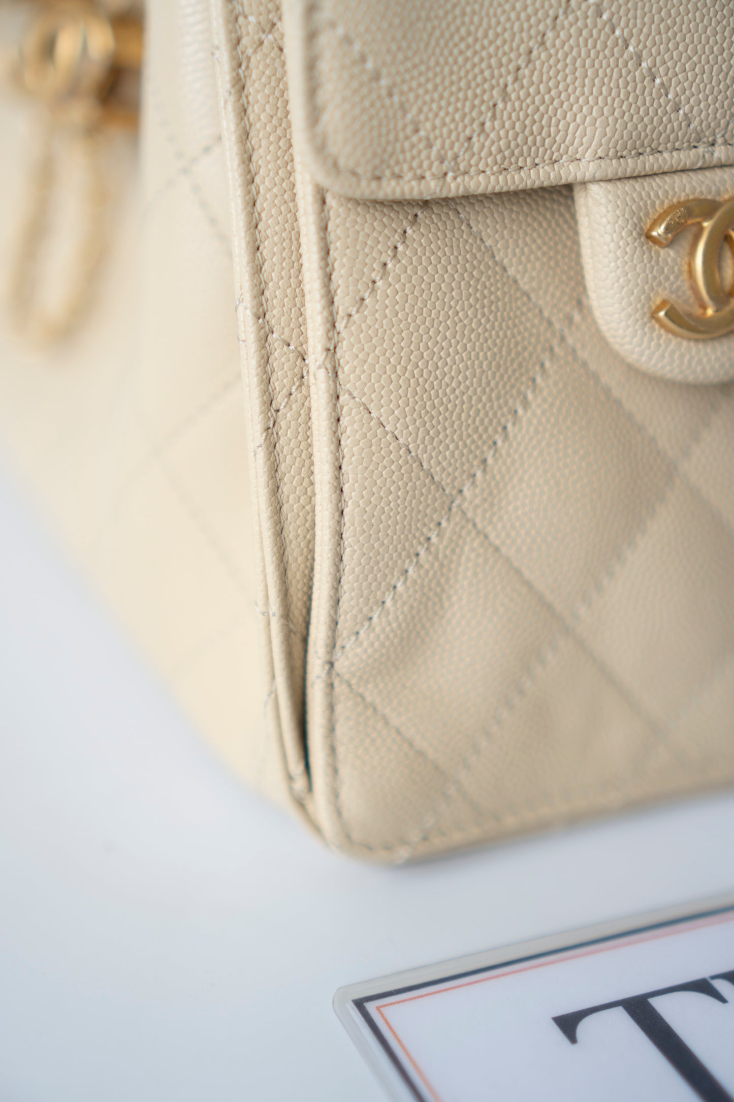 C25 Drawstring Tote in Beige Caviar Leather