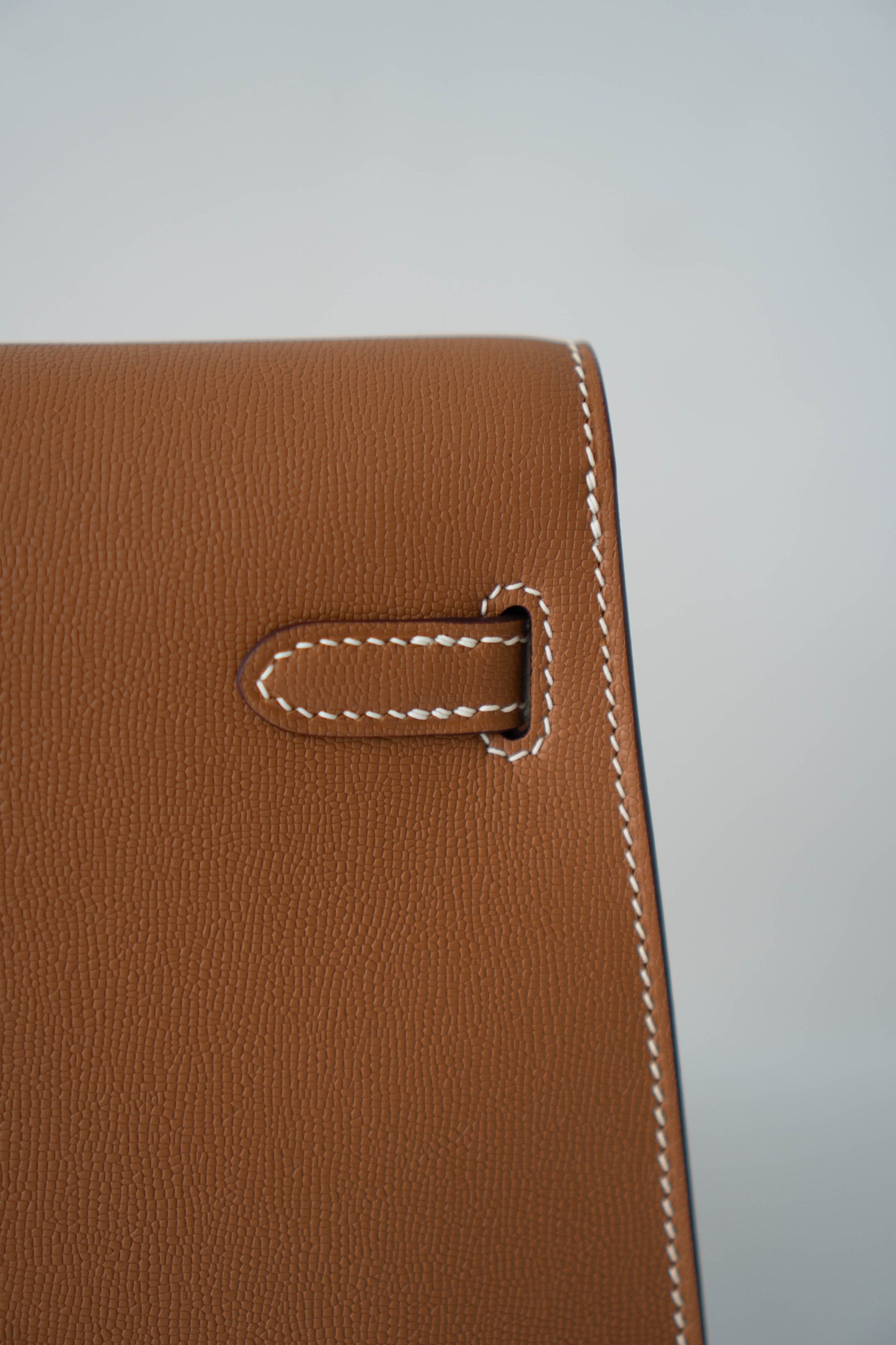 KL Elan – Gold Madame Leather with Gold Hardware