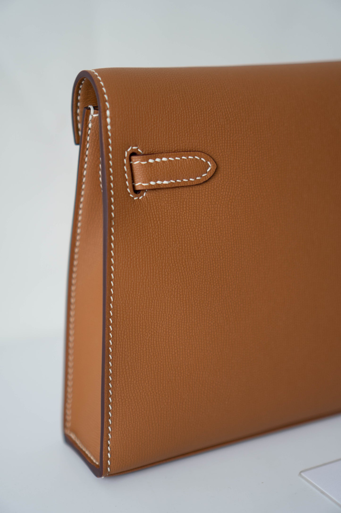 KL Elan – Gold Madame Leather with Gold Hardware