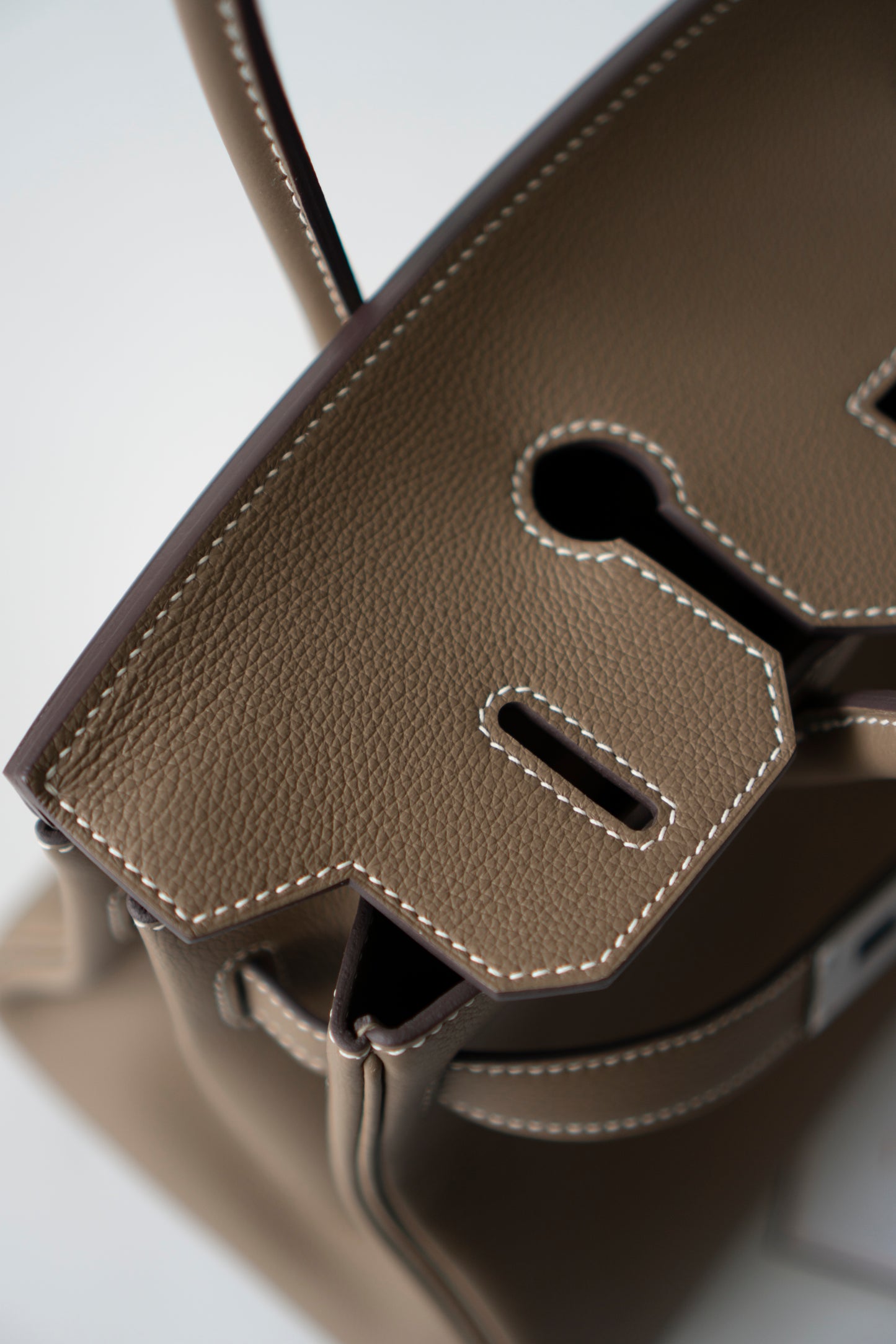 BK Shoulder 29 in Etoupe Evercolor Leather with Palladium Hardware