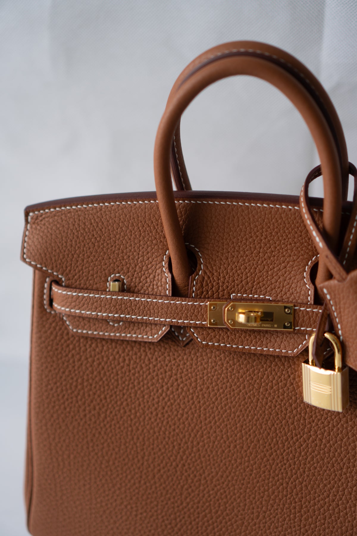 BK 25 – Gold Togo Leather with Gold Hardware