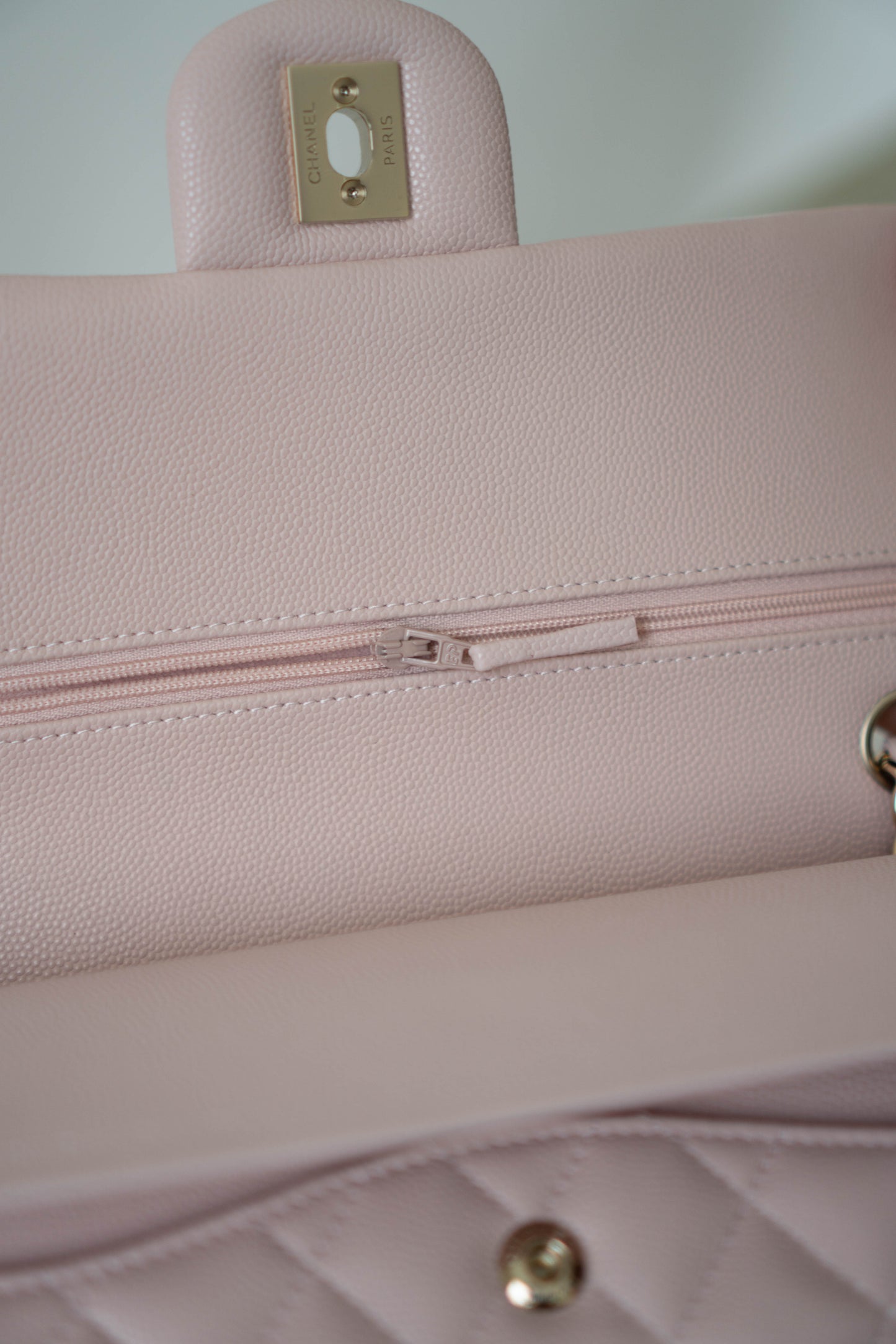 Classic Flap Medium – Rose Clair Caviar Leather with Light Gold Hardware