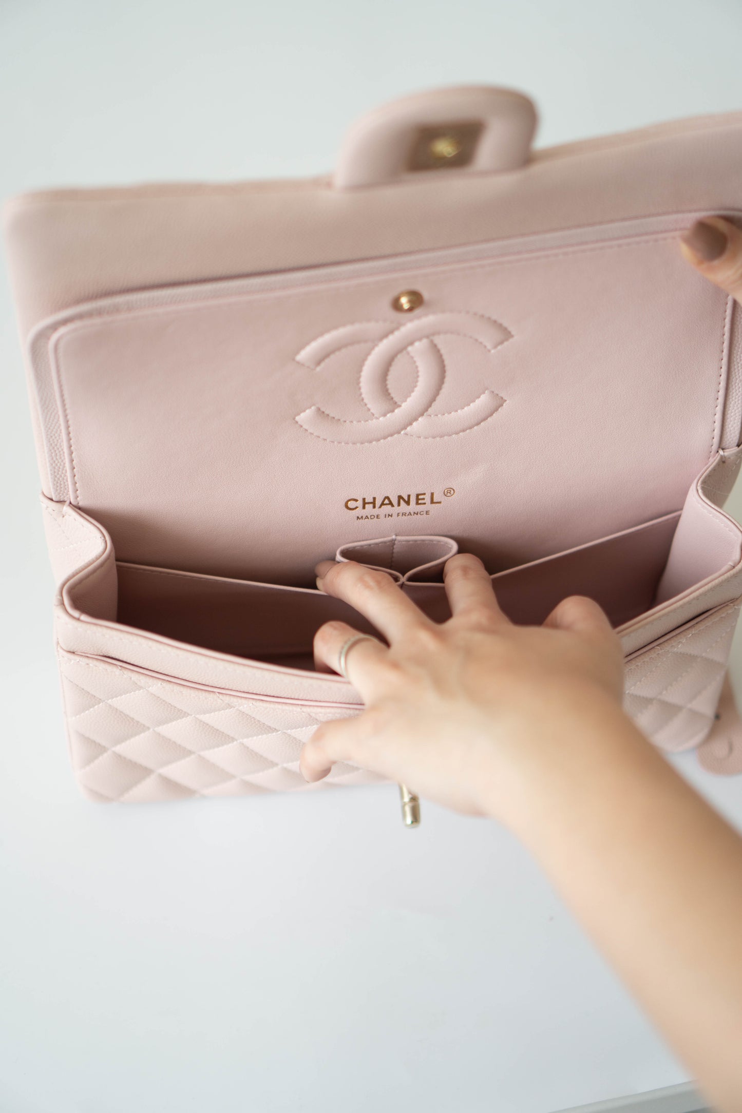 Classic Flap Medium – Rose Clair Caviar Leather with Light Gold Hardware