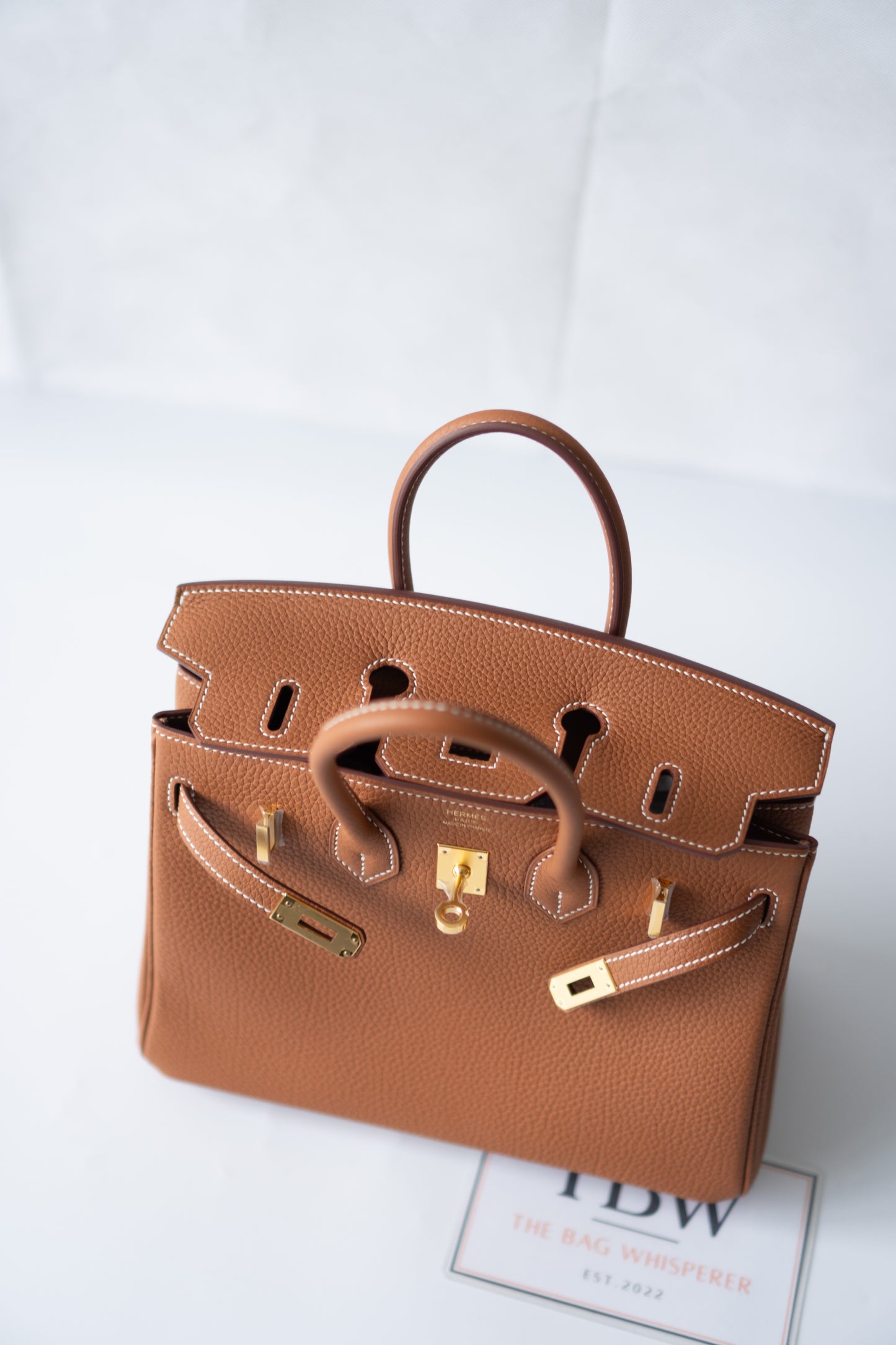 BK 25 – Gold Togo Leather with Gold Hardware