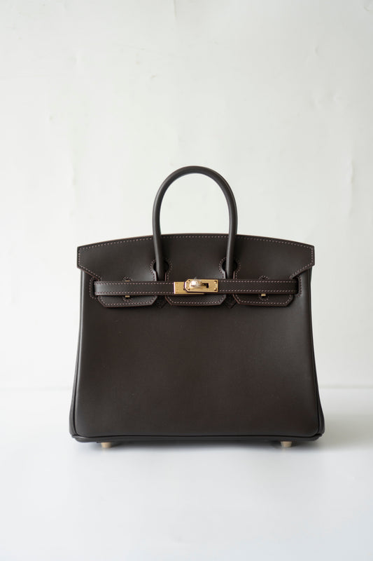 BK 25 in Ebene Saddle Leather with Permabrass Hardware